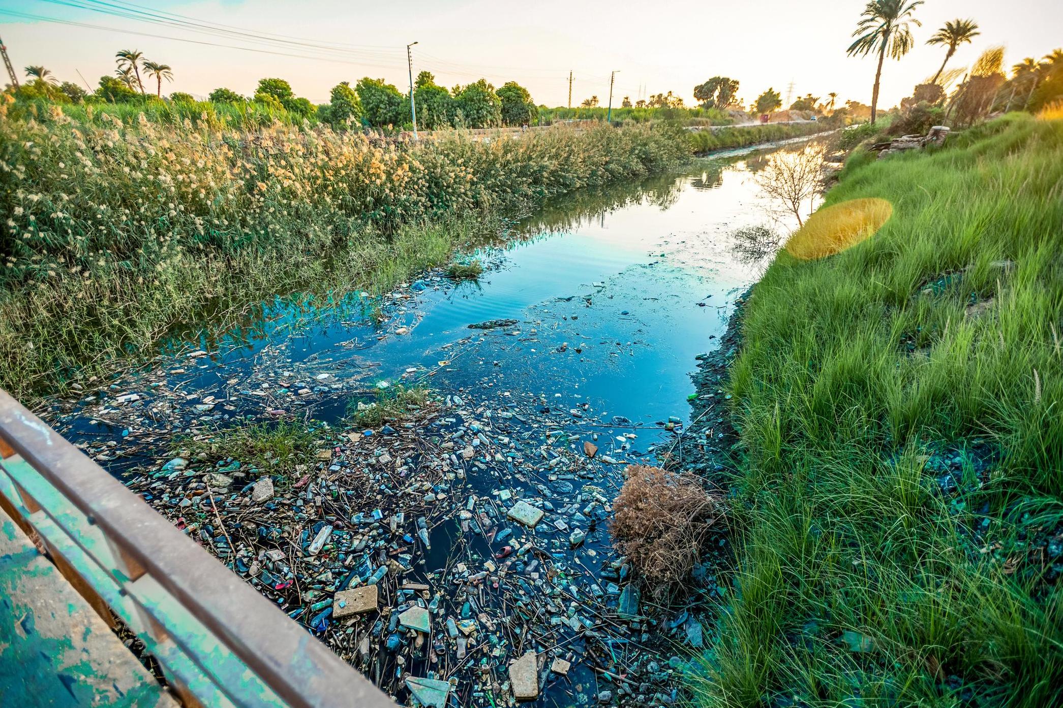 Reusing containers could help to stop sites like this being trashed (Getty/iStock)