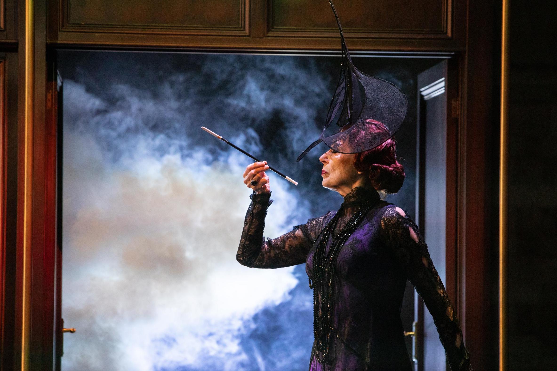 Rosalind Plowright channels Cruella de Vil in Verdi’s tale of adulterous love vs honour