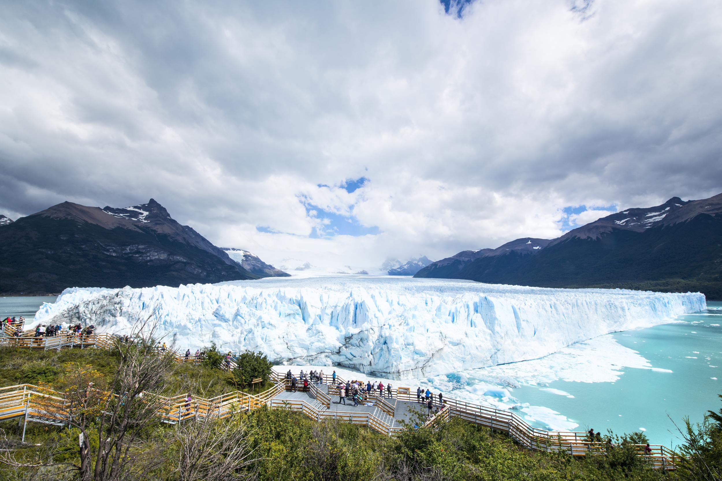 Gawp at ice-blue glaciers in Patagonia (iStock)