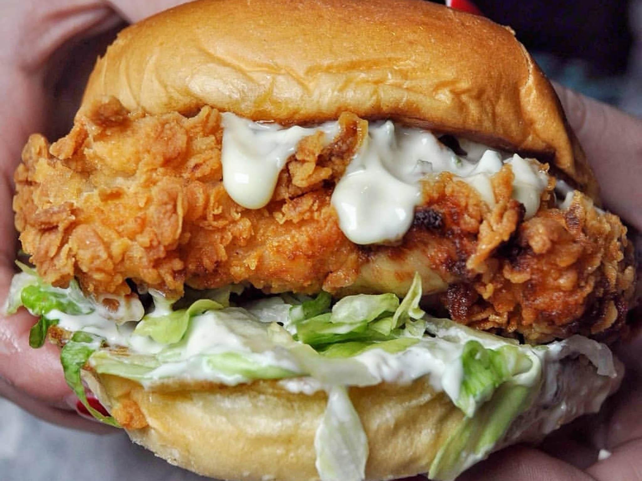 The Straight Up Chik’n keeps it simple with lettuce, and a buttermilk and herb mayo