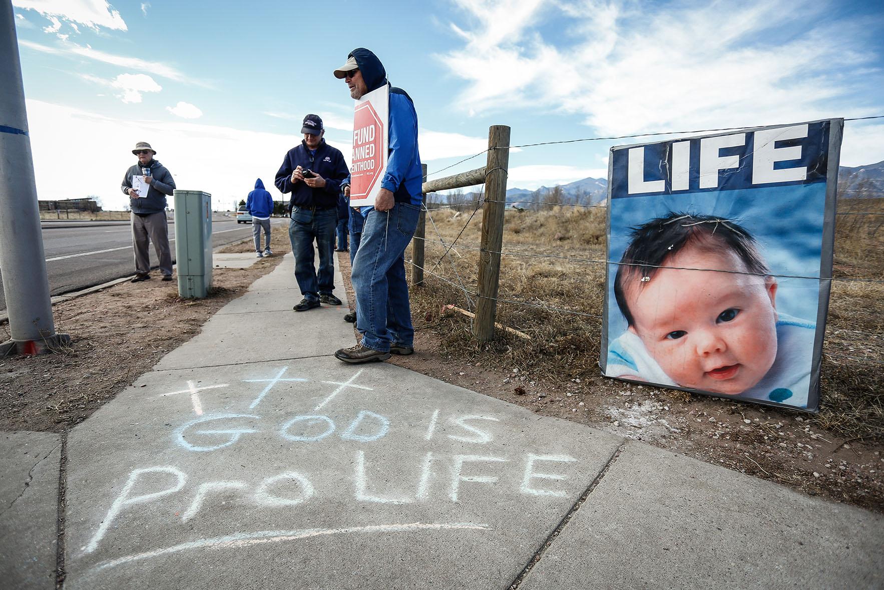 Pro-life protestors will resort to violence to prevent women from having an abortion