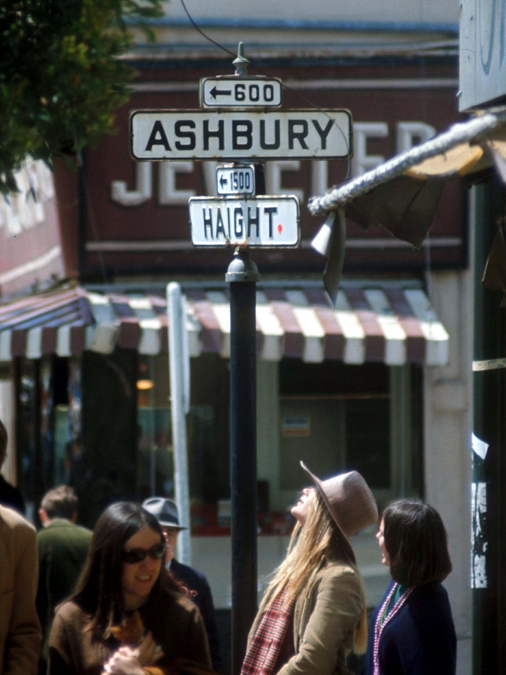 In 1967 hippies flocked in their thousands to the Haight-Ashbury neighbourhood of San Francisco