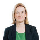 Head shot of Hannah White