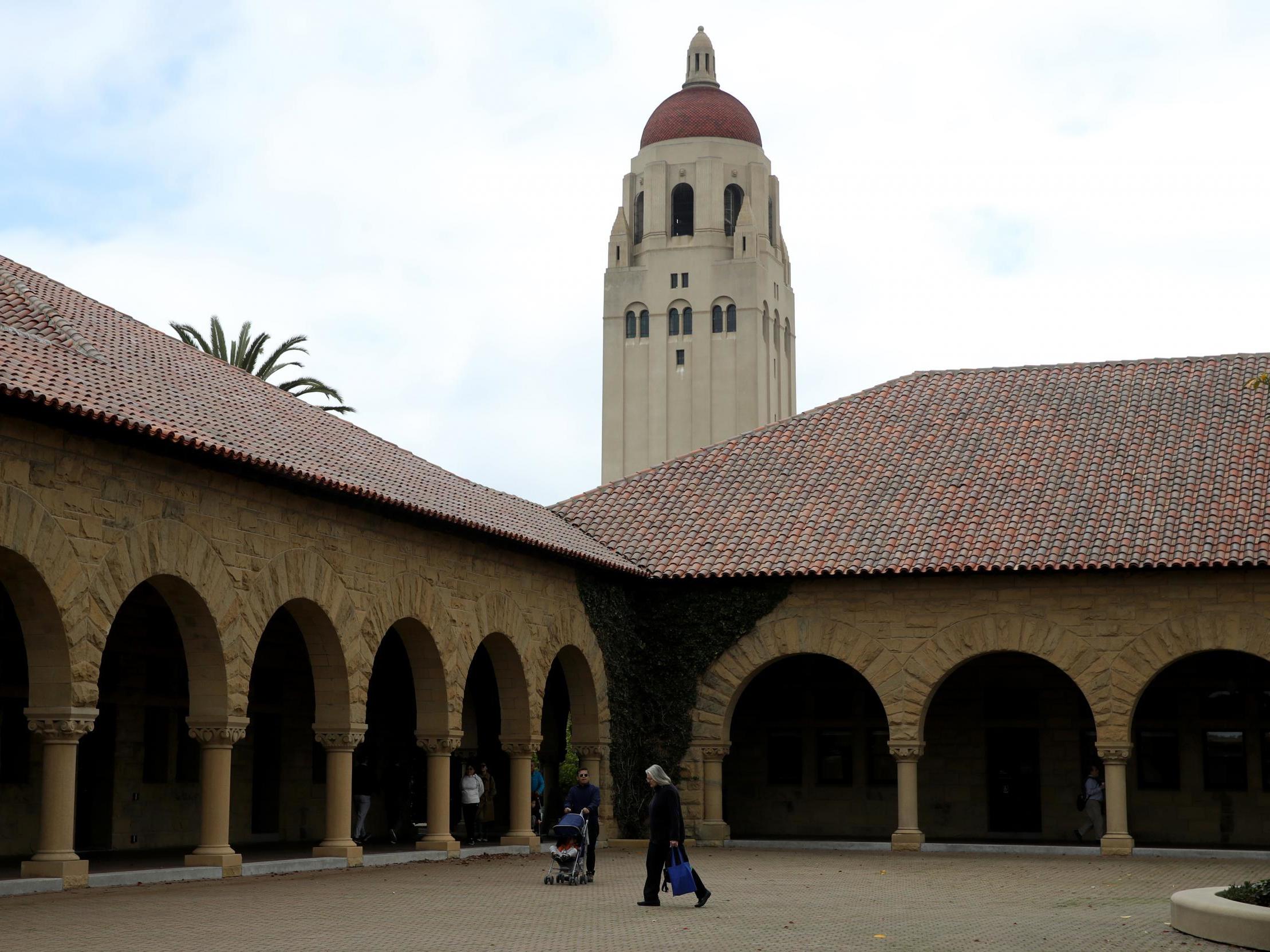 Hoover Tower on the Stanford University campus in California.