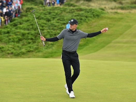 Jordan Spieth surges into contention at The Open