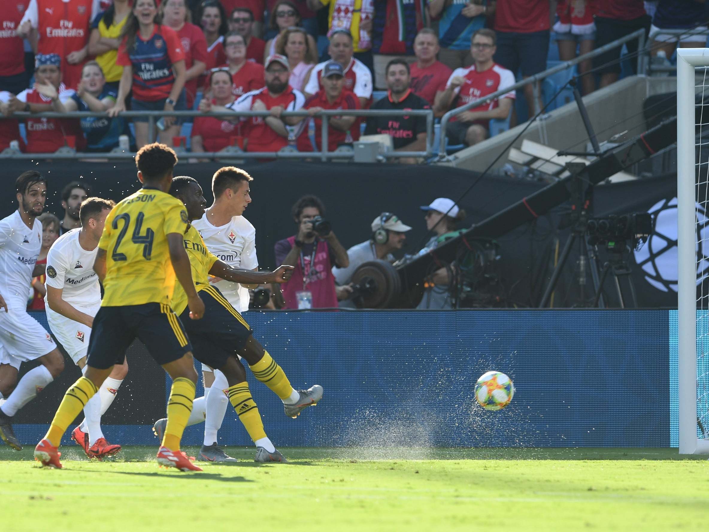 Nketiah scored twice to hand Arsenal their second win on tour