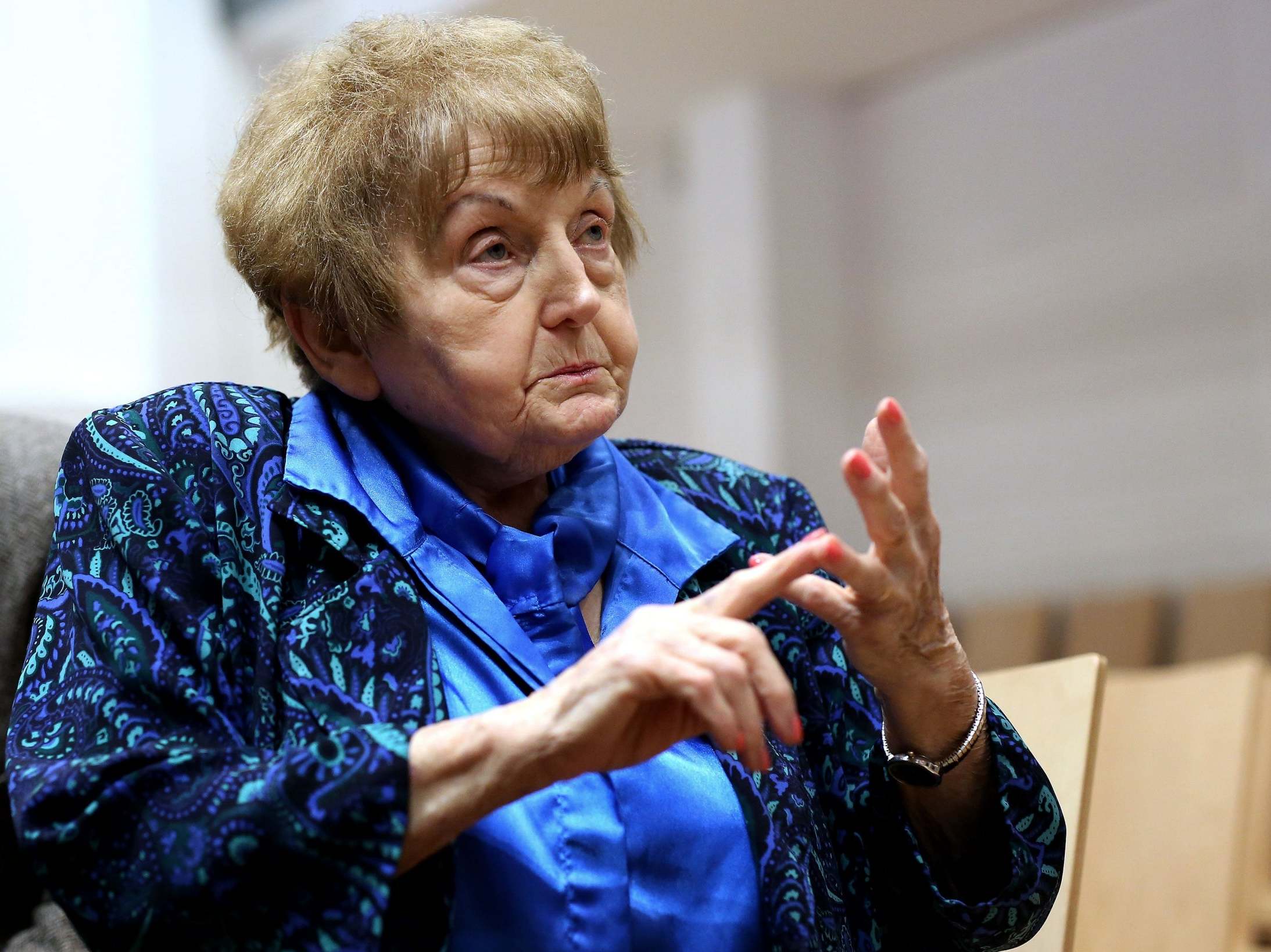 Eva Mozes Kor attends the trial of former Nazi death camp officer Oskar Groening in Luneburg, northern Germany, in 2015