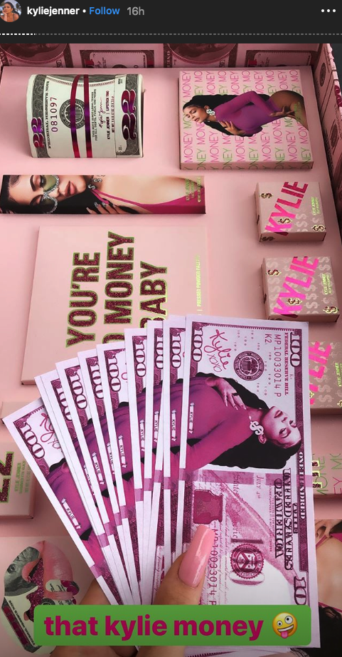 Kylie Jenner shows off her new money collection on Instagram (Instagram)