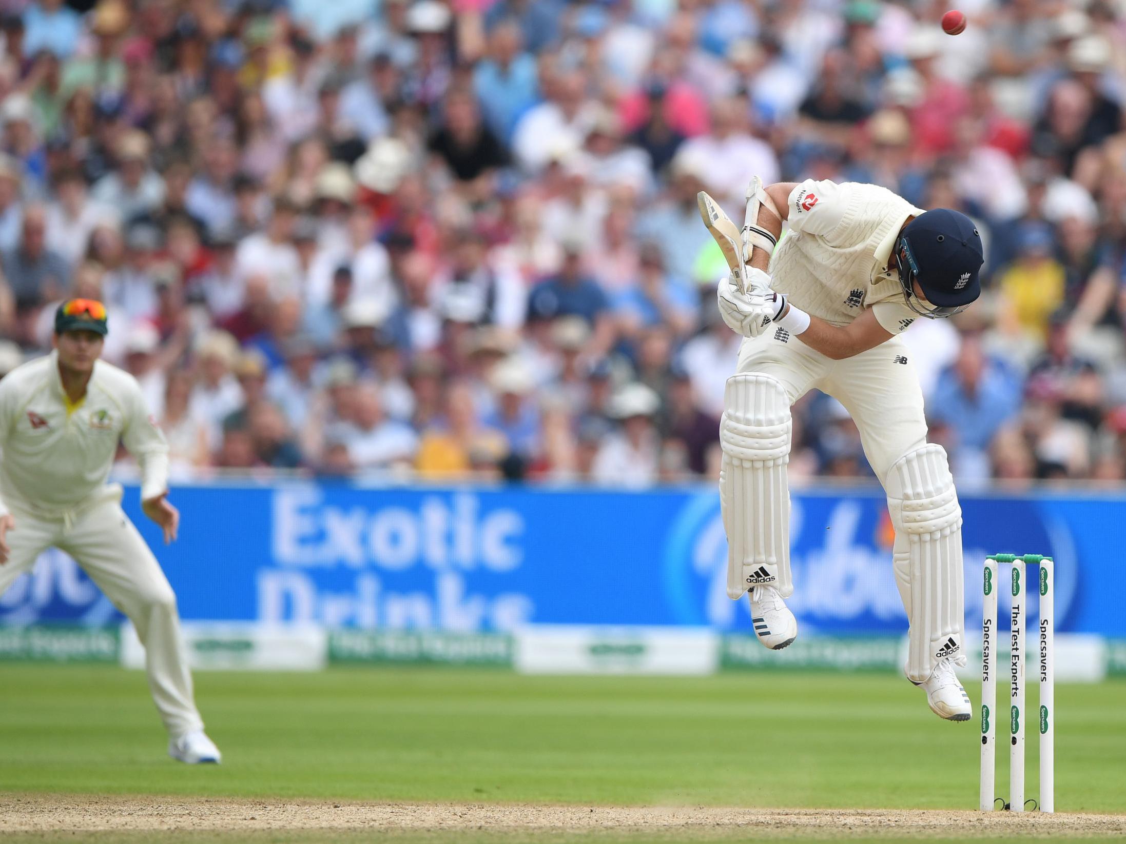 Stuart Broad and Chris Woakes' unlikely partnership put England in a strong position