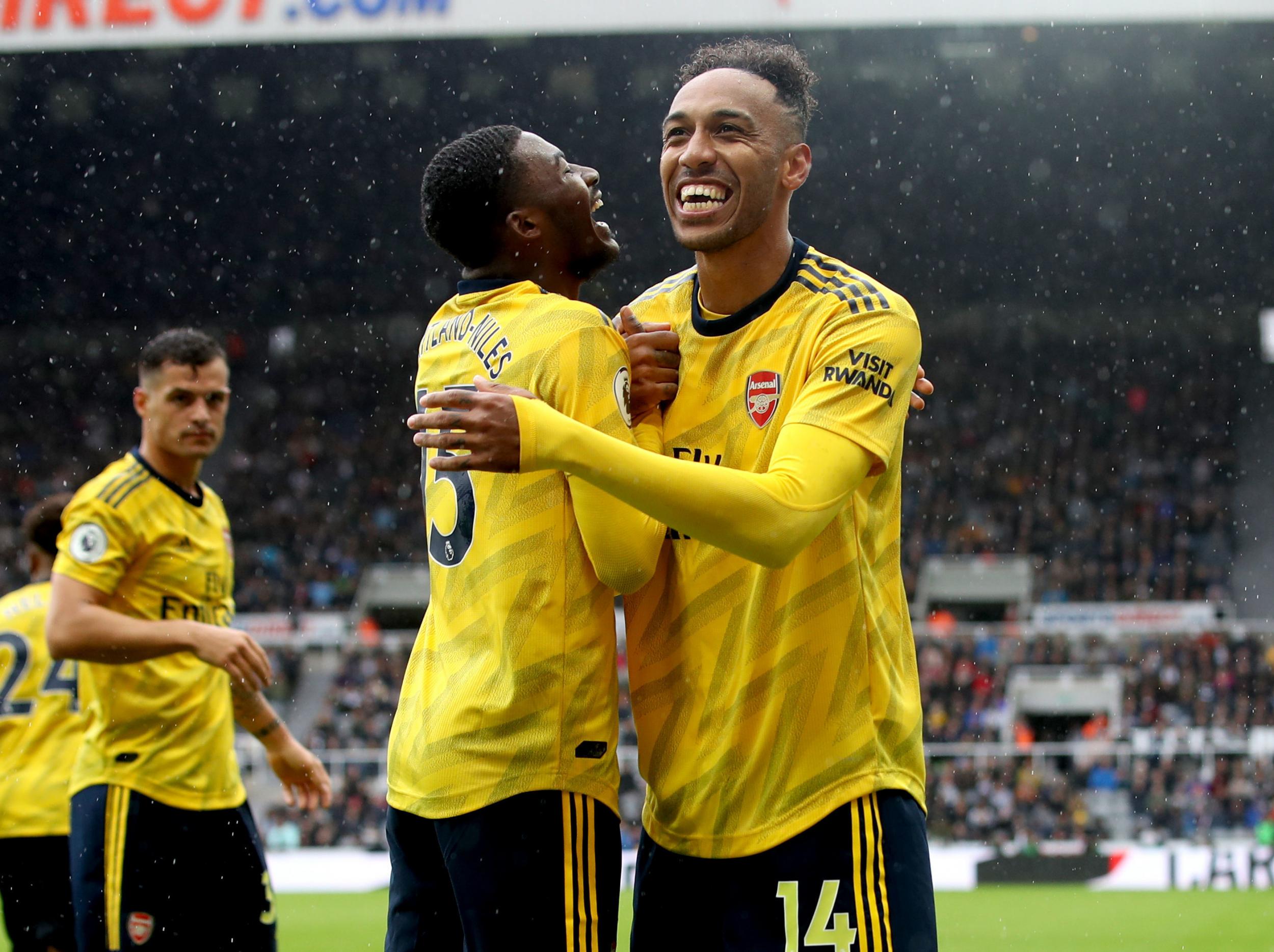 Aubameyang celebrates his goal