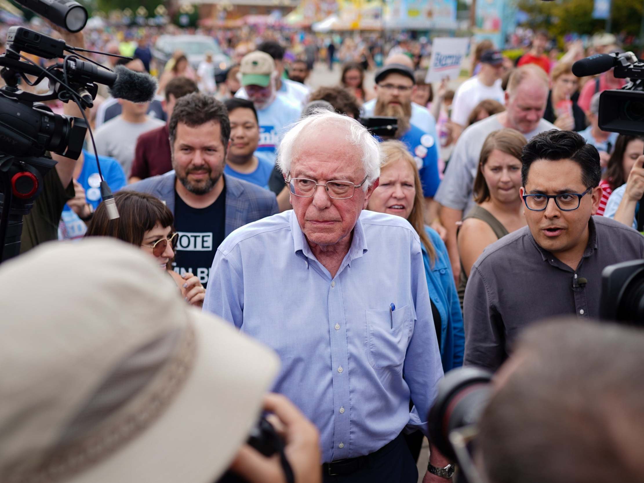 Bernie Sanders' campaign might have had an outsider-y flavor, but he's not a true outsider