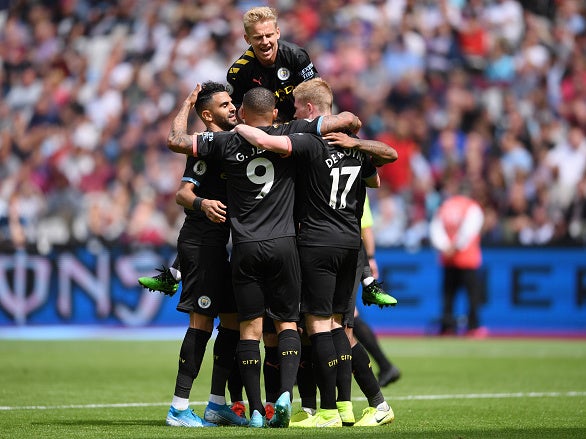 Manchester City celebrate victory over West Ham