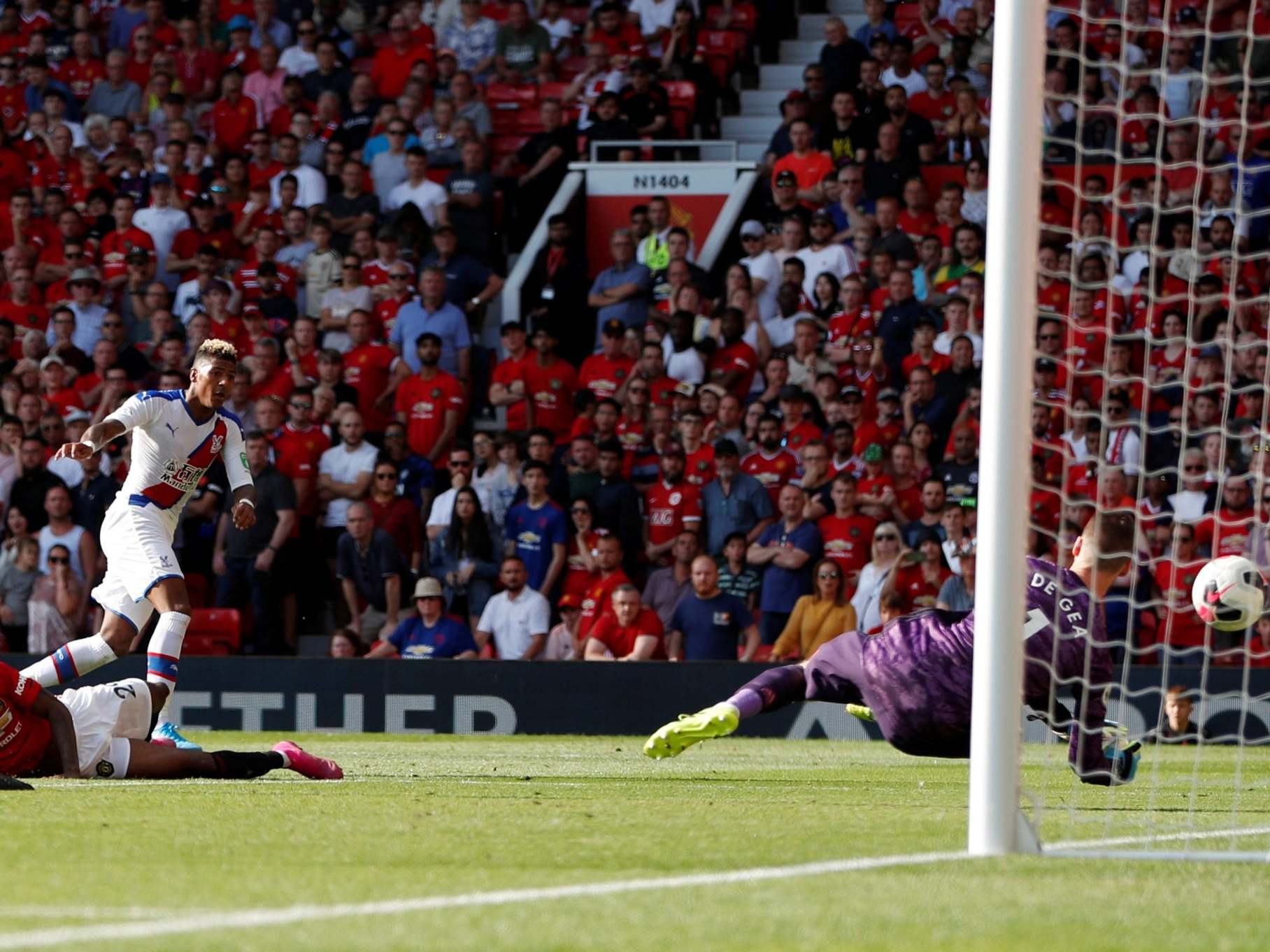 Patrick van Aanholt scores the winner for Palace