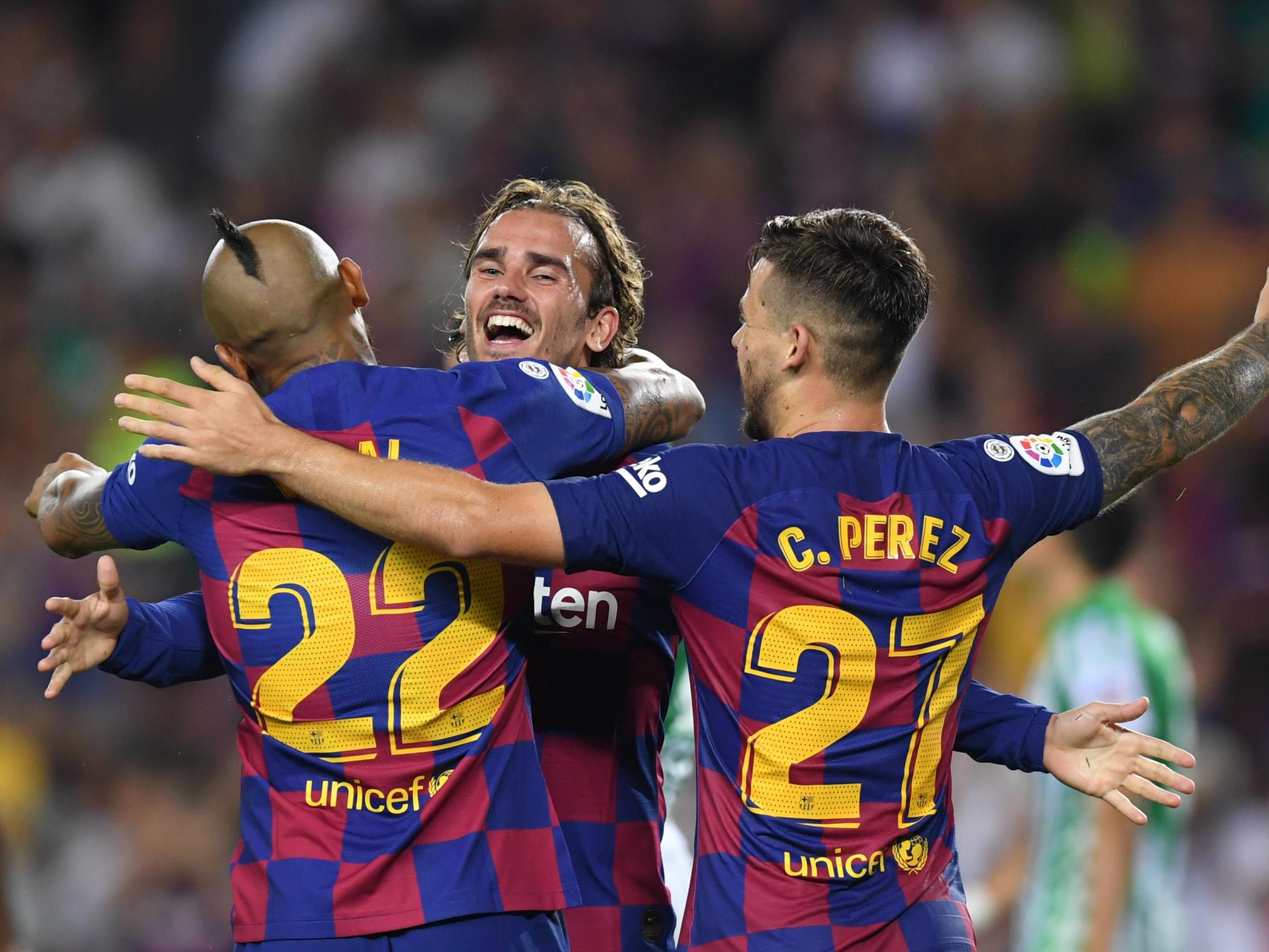 Antoine Griezmann celebrates his goal vs Real Betis