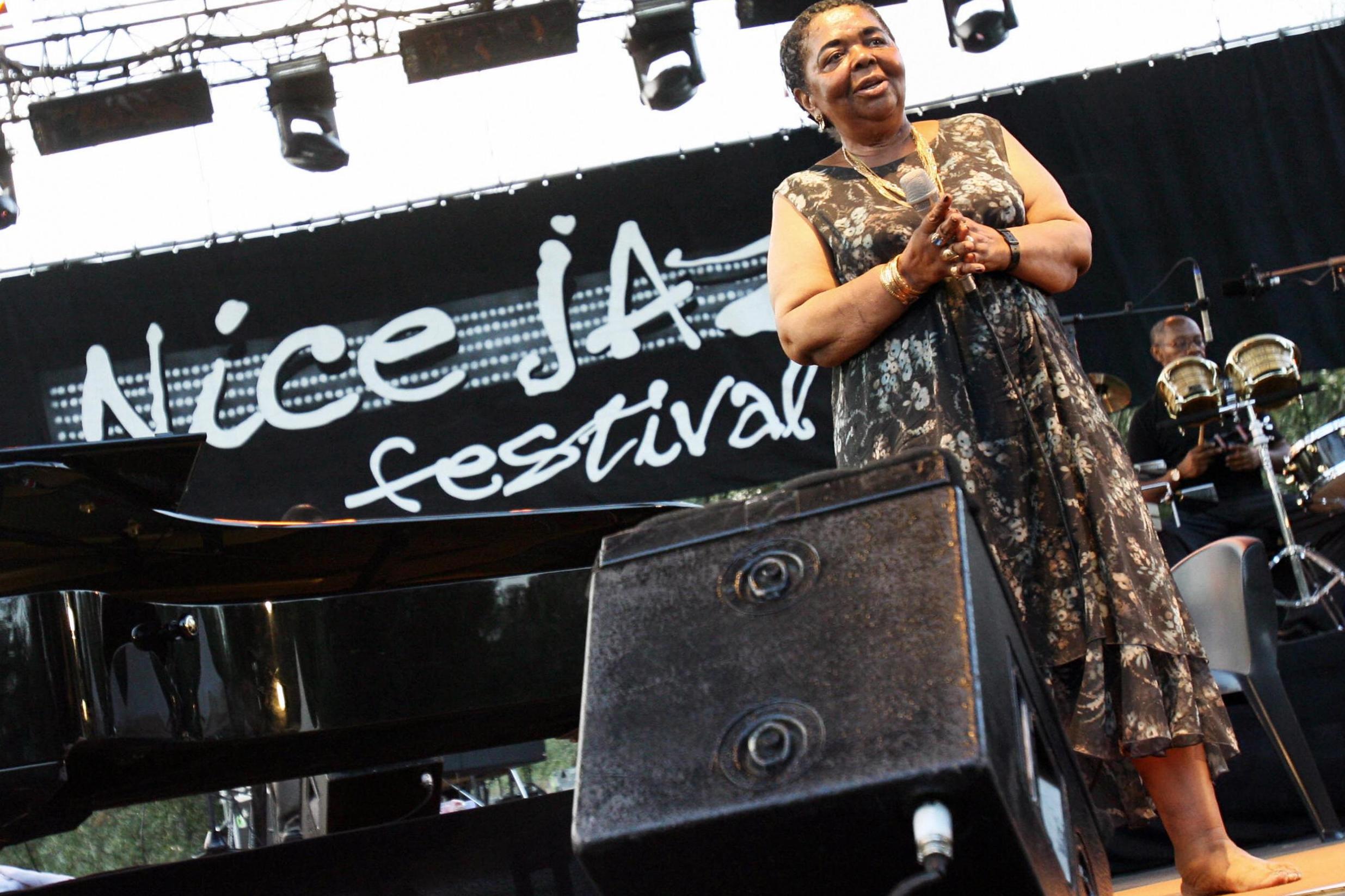 Cesária Évora performs during the second day of the Nice Jazz Festival on 20 July, 2006 in the Gardens Cimiez in Nice.