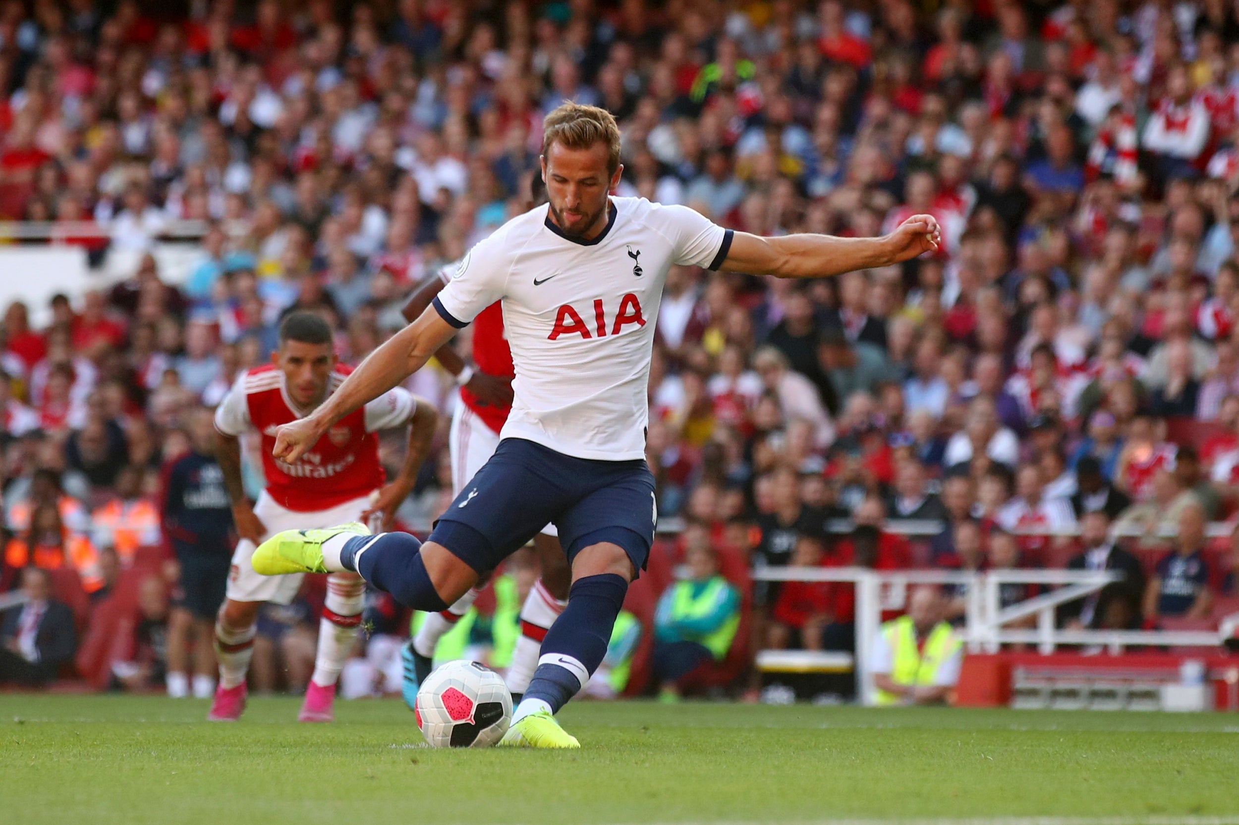 Harry Kane scores from the spot (Getty)