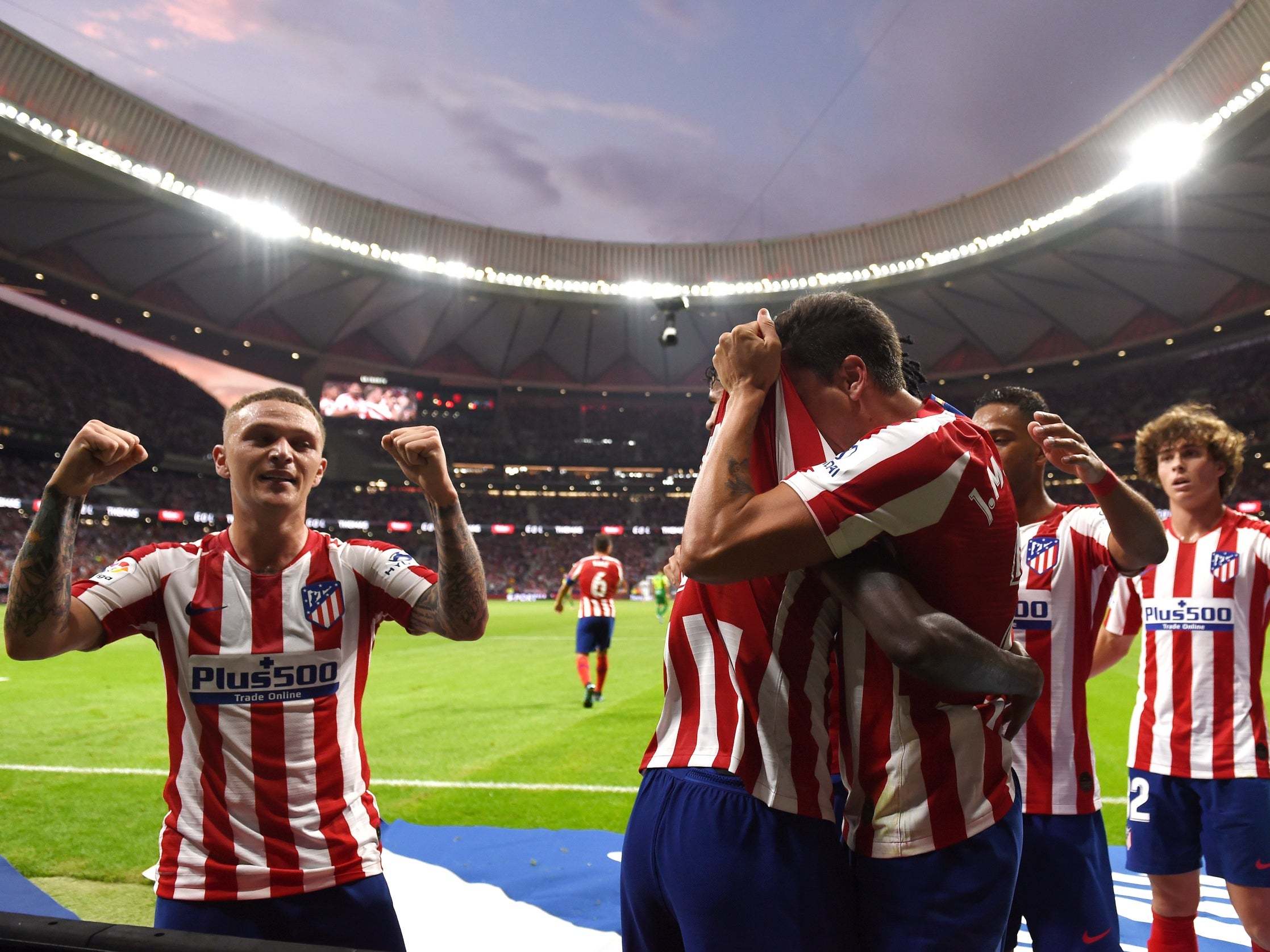 Atletico Madrid celebrate their late winner vs Eibar