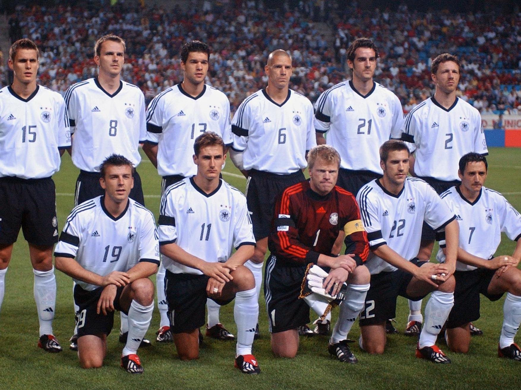 Christoph Metzelder (top row, second from right) with his Germany teammates at the 2002 World Cup