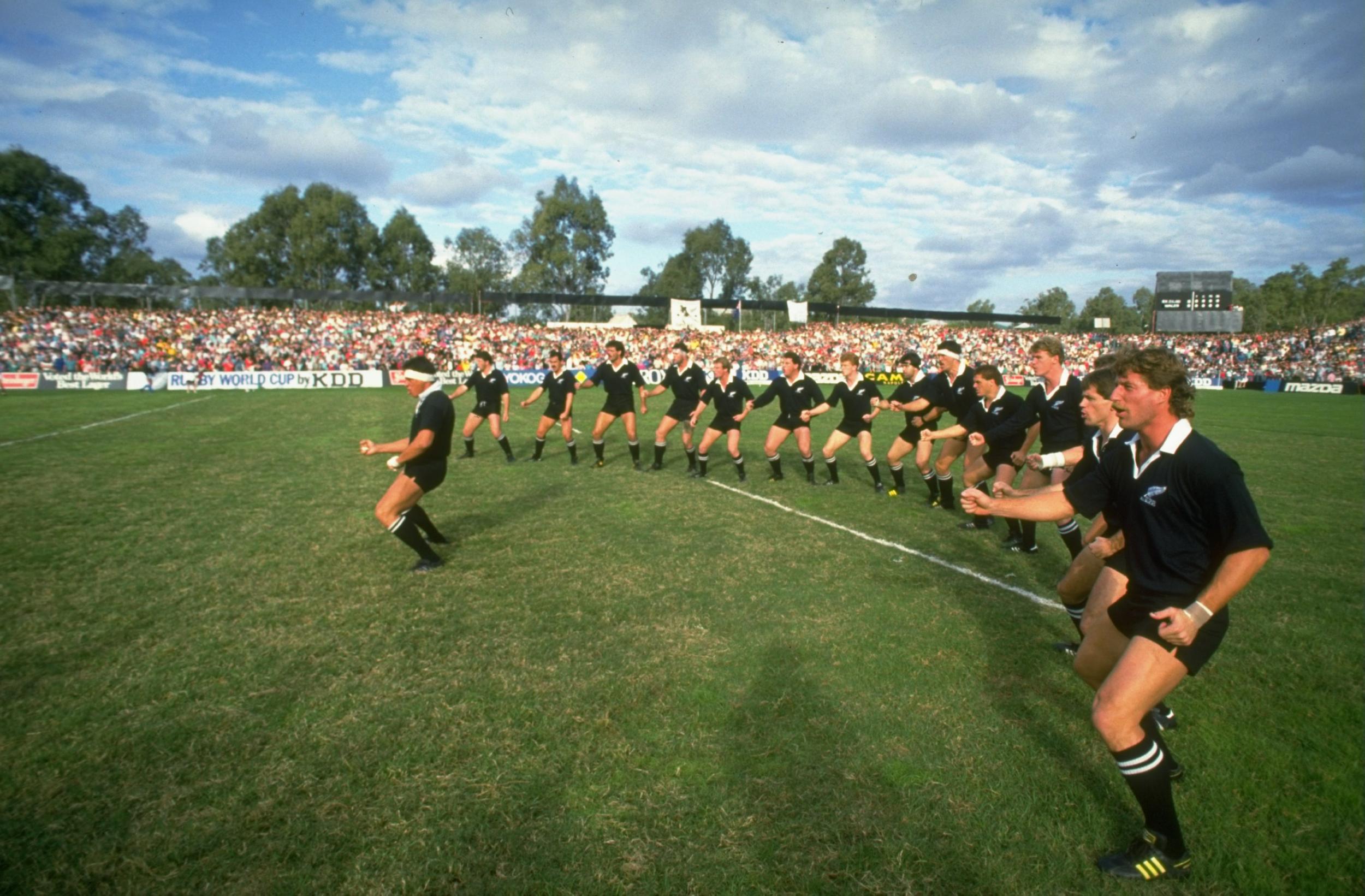 14 Jun 1987:  The New Zealand team do their Haka dance at the beginning of the Rugby World Cup match between New Zealand and Wales in the semi final in Brisbane, Australia. New Zealand won the match 49-6.  (Russell Cheyne/Allsport)