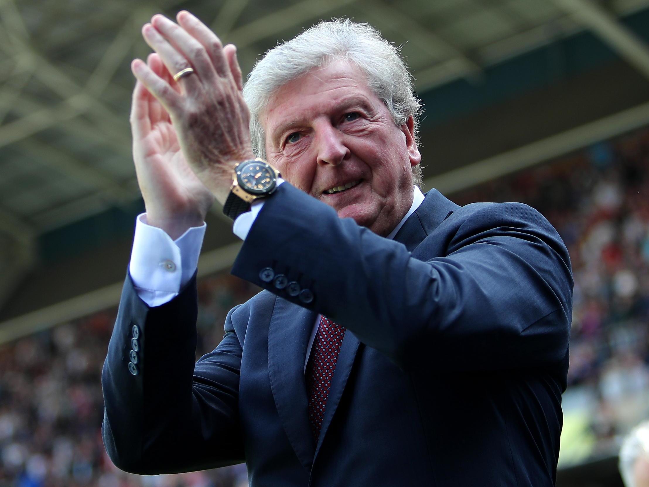 Roy Hodgson of Crystal Palace applauds fans