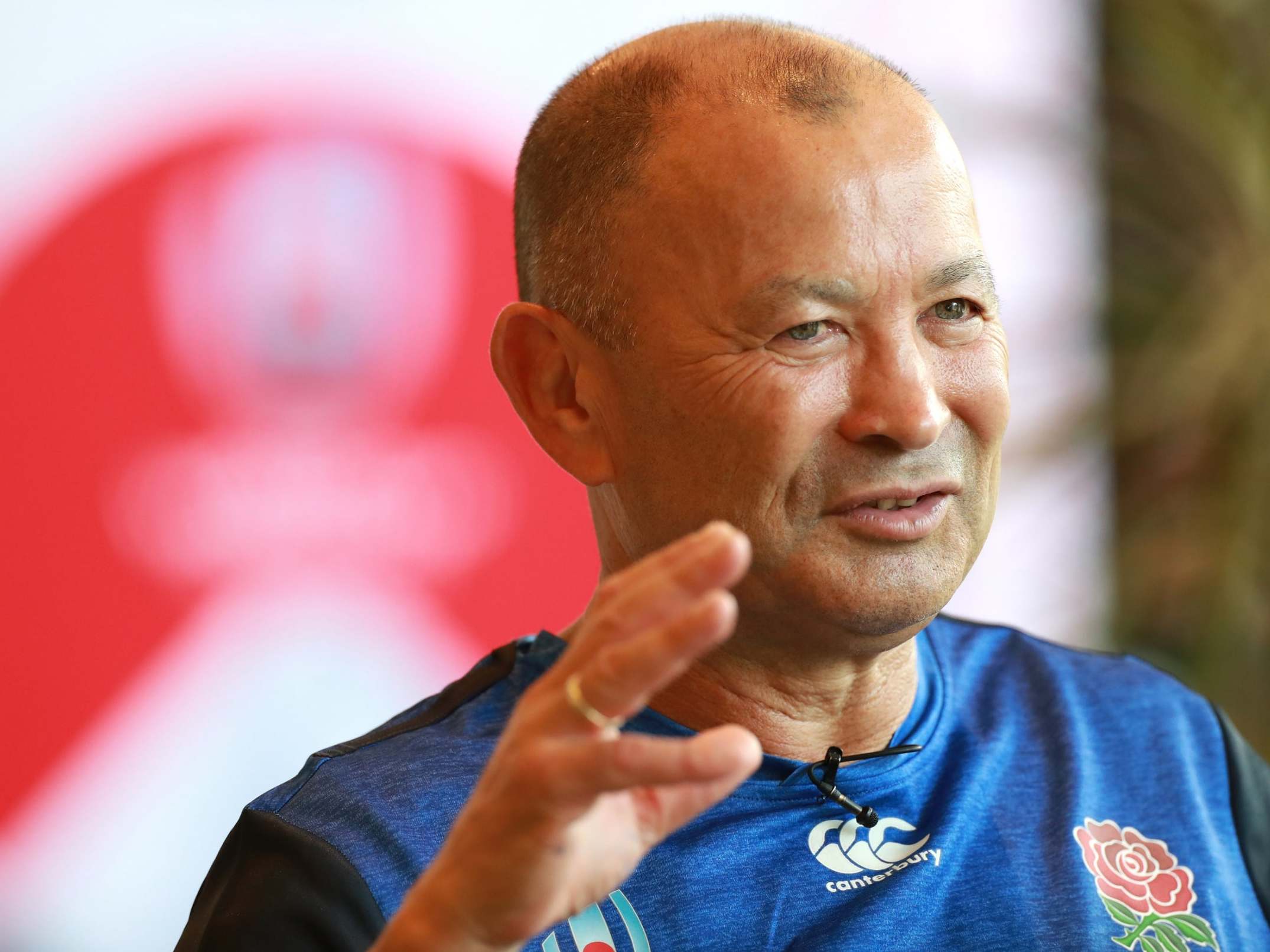 Eddie Jones believes England do not need to start with a bang but build up their Rugby World Cup campaign