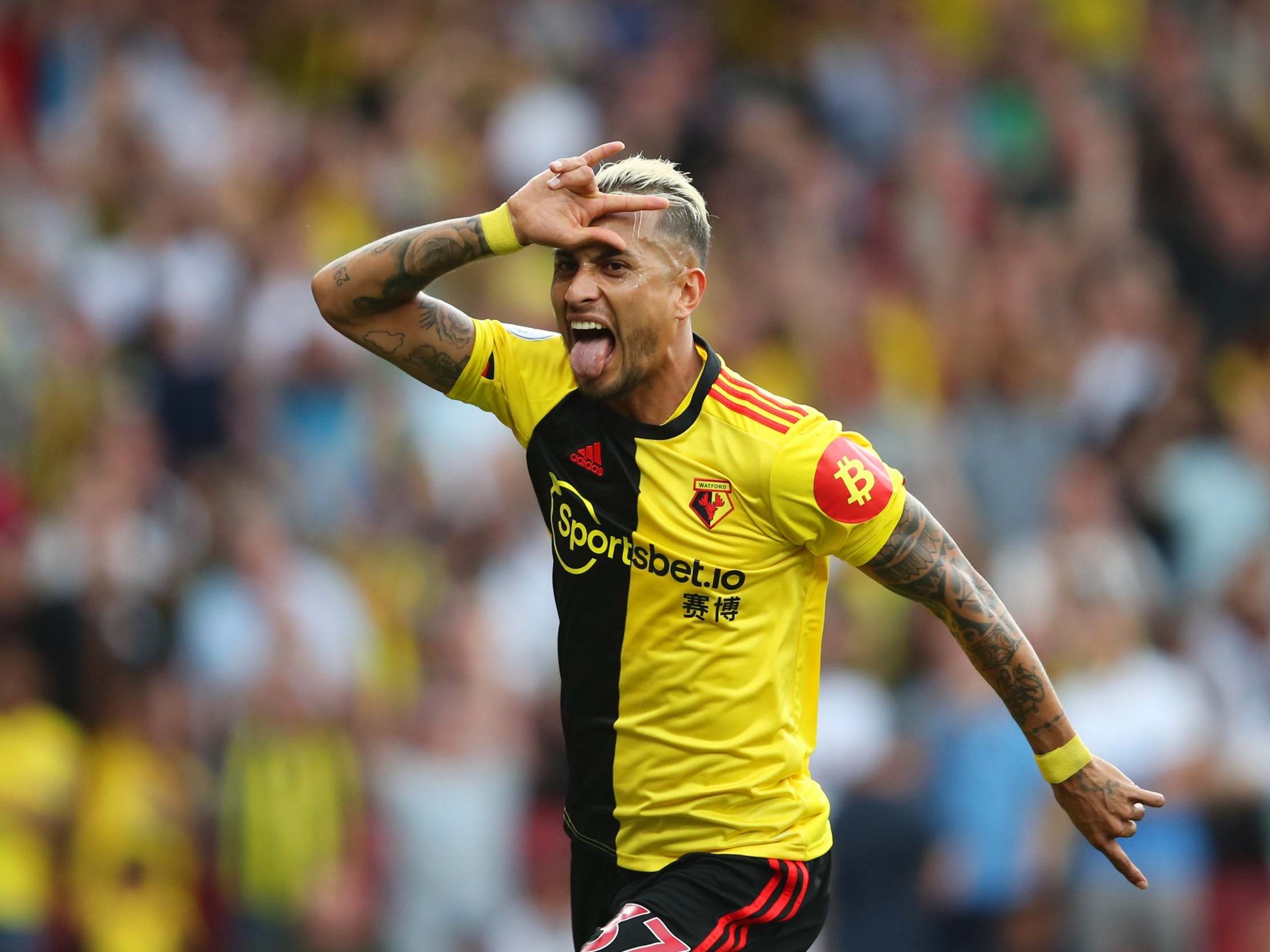 Pereyra celebrates his equaliser vs Arsenal