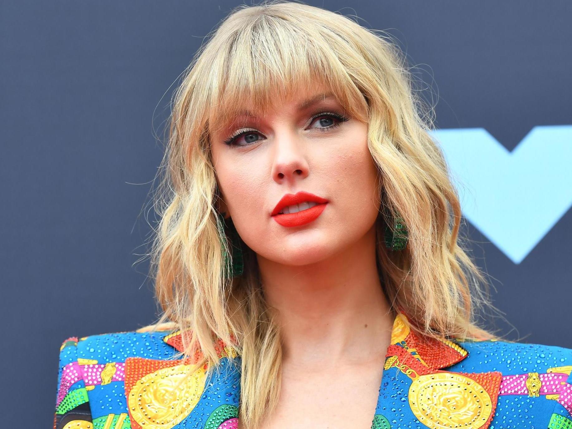 Taylor Swift arrives for the 2019 MTV Video Music Awards in Newark, New Jersey on 26 August, 2019.