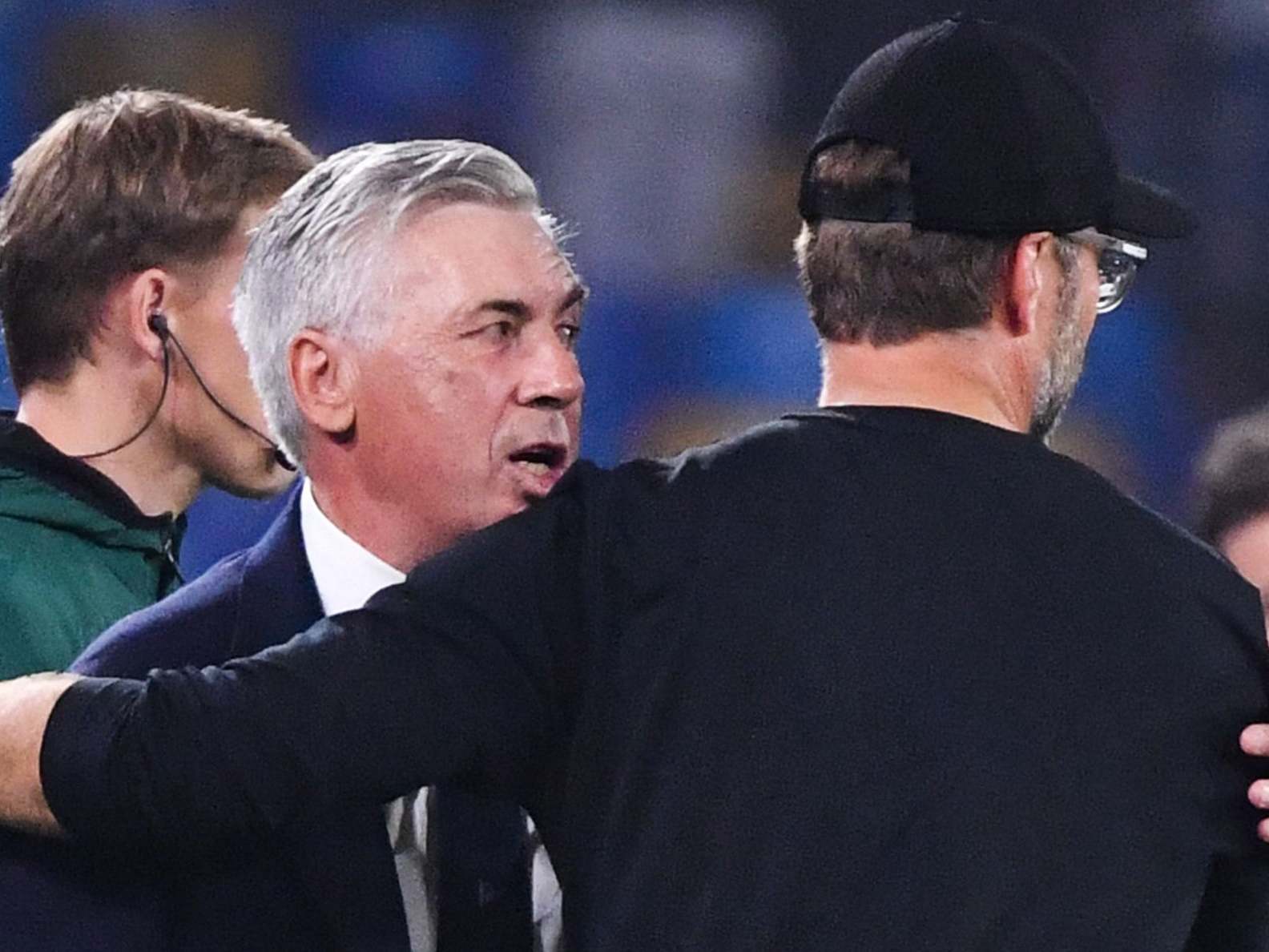 Ancelotti and Klopp embrace at the San Paolo