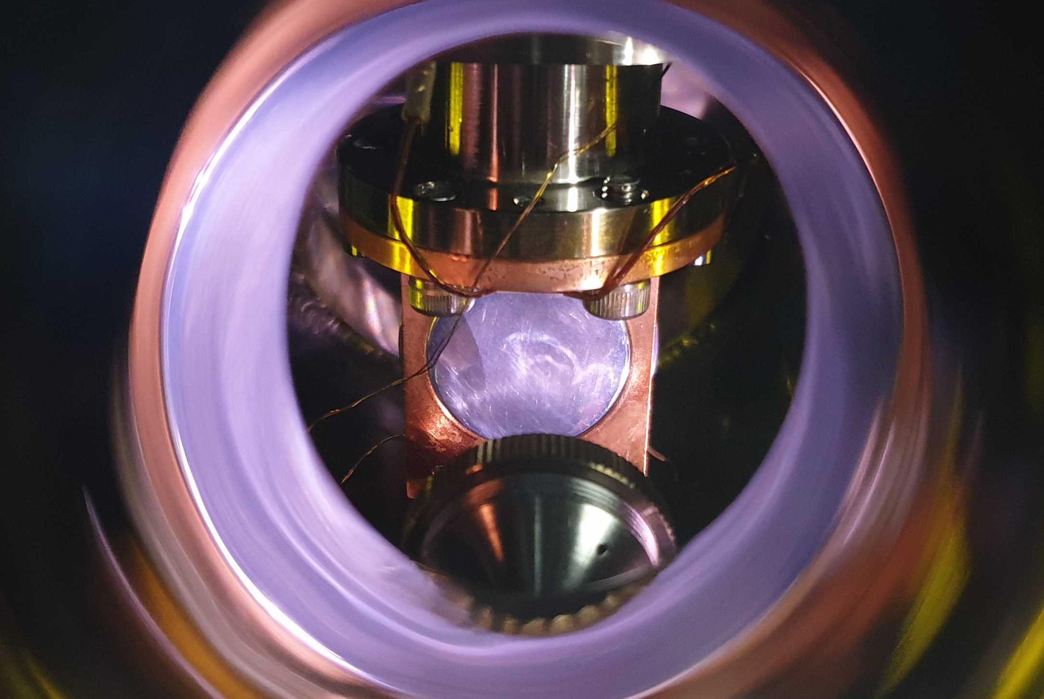 An inside look of an ultra-high vacuum reaction chamber that simulates chemical reactions in an interstellar cloud environment