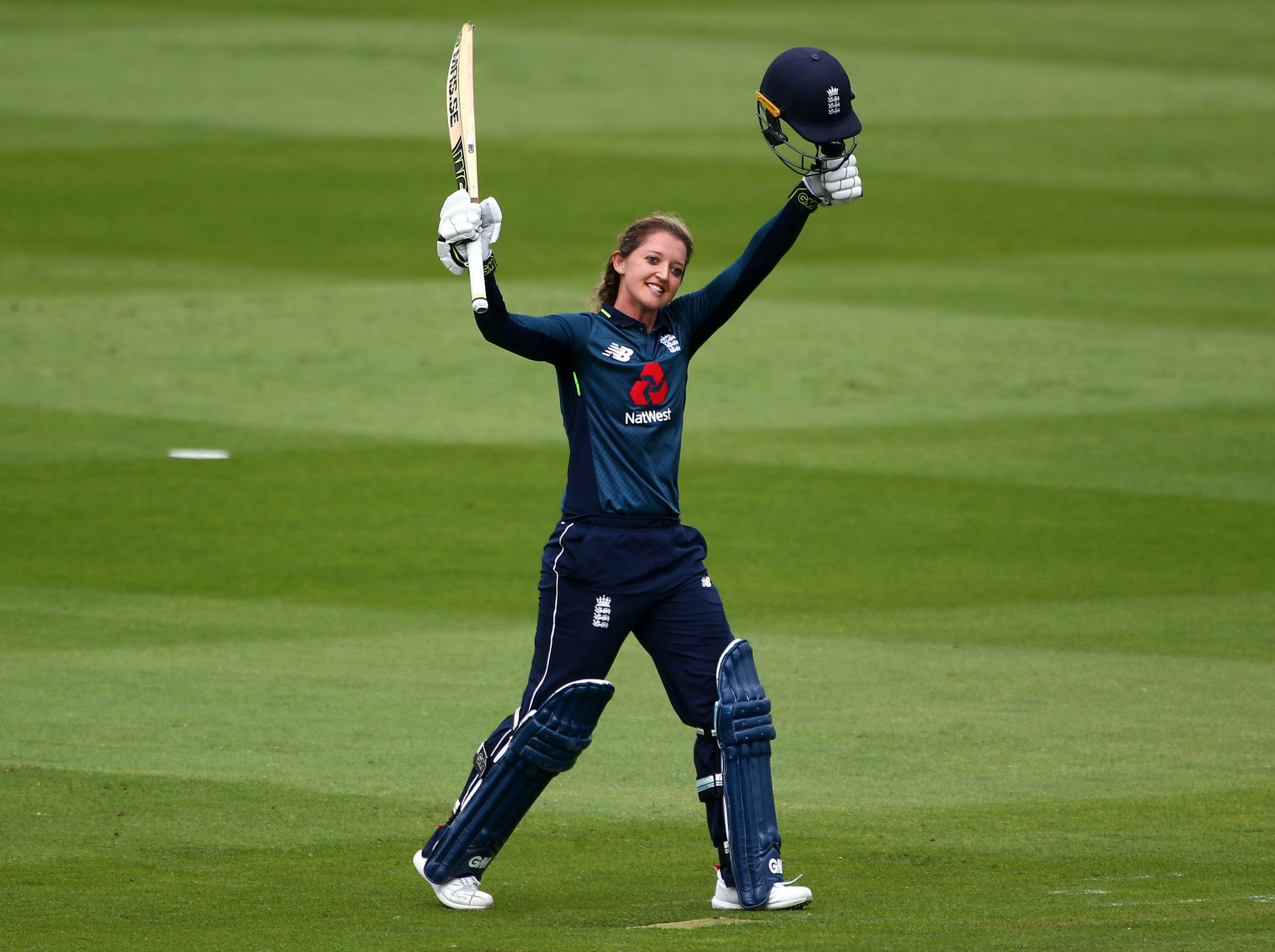 Sarah Taylor has retired from international cricket at the age of 30