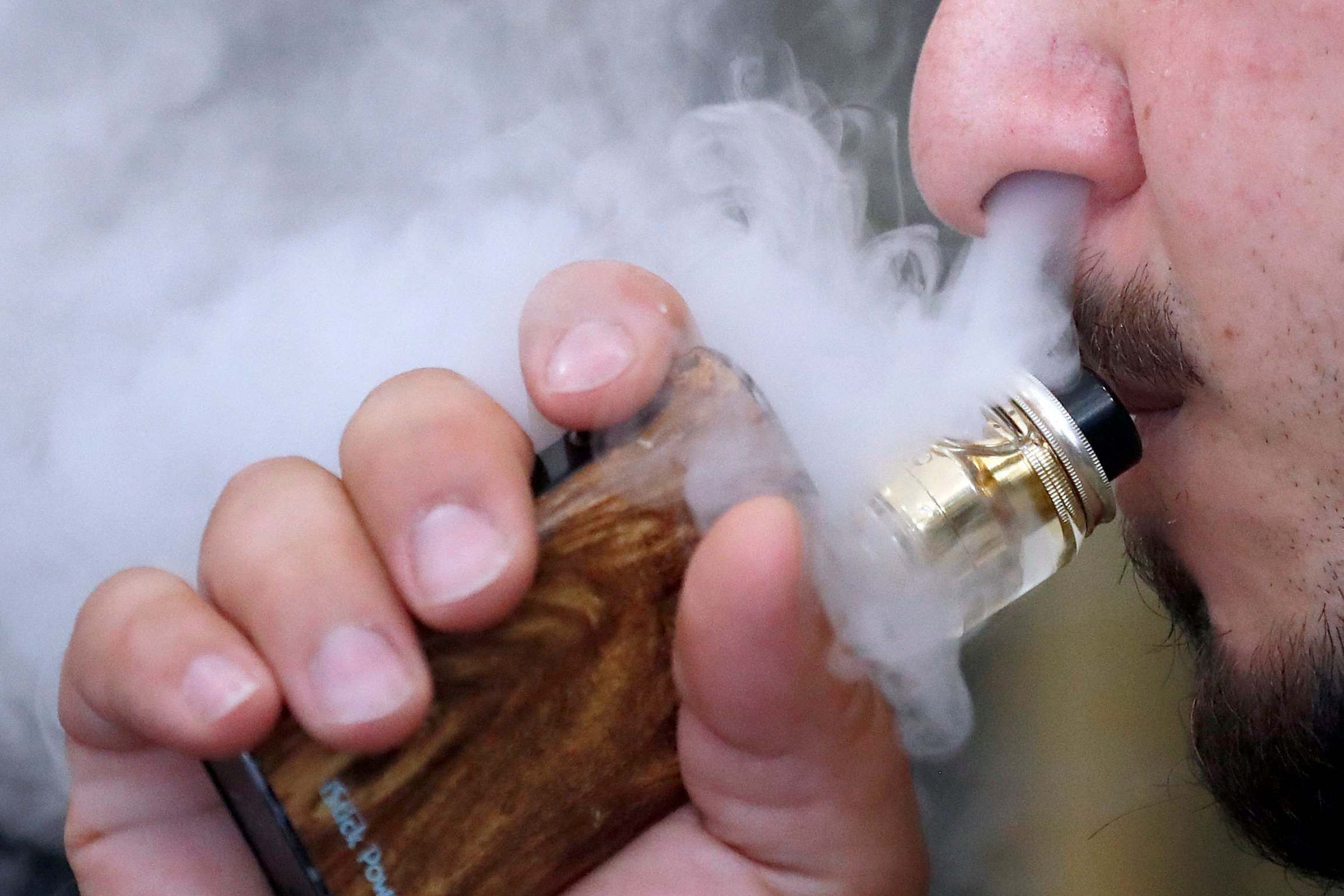 Vaping ‘linked to 200 health problems in UK including pneumonia’