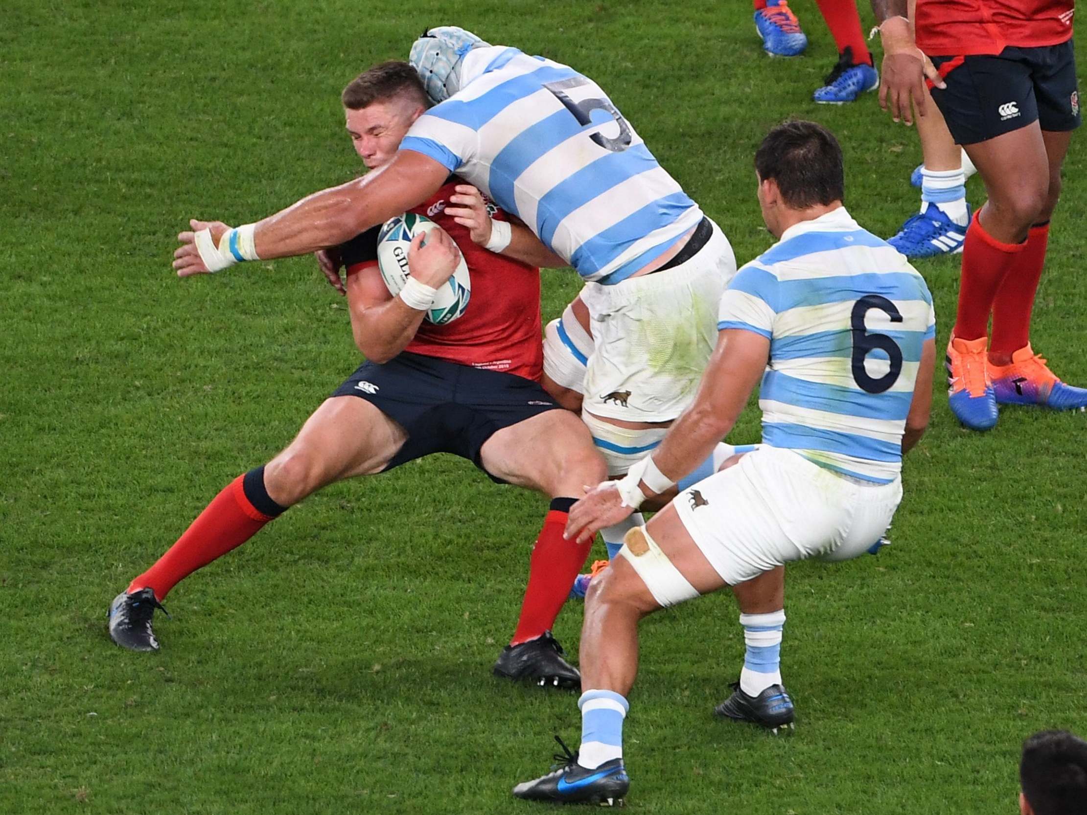 Lavanini's red card let England off the hook in their clash with Argentina