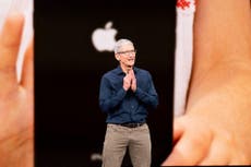 Apple to release augmented reality glasses that will allow people to put iPhone messages on their face soon, report claims