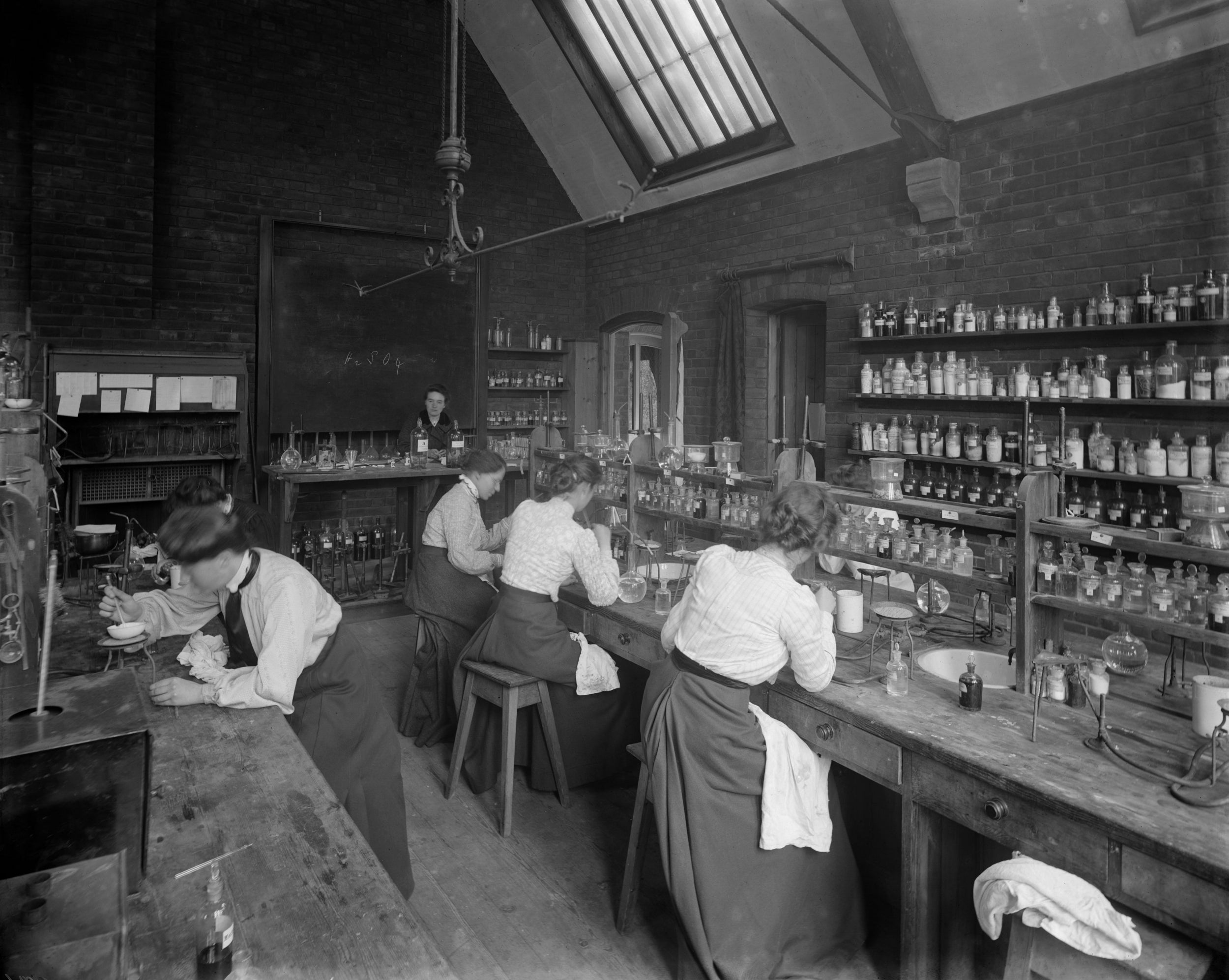 The science lab at Girton College, circa 1900