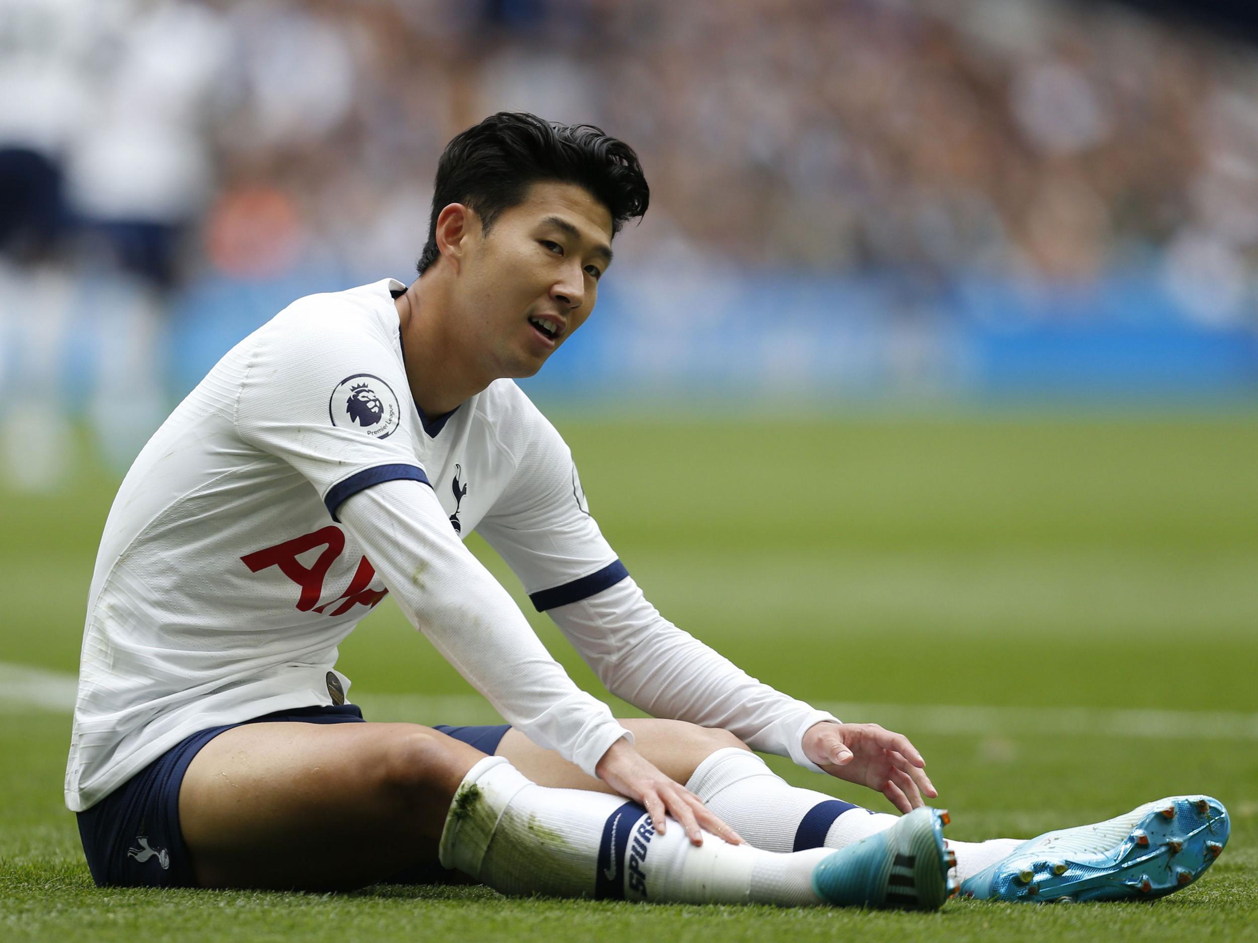 <b>Opponent:</b> Watford (H)
<br><b>Price:</b> £9.8m
<br><b>Ownership:</b> 12.2%