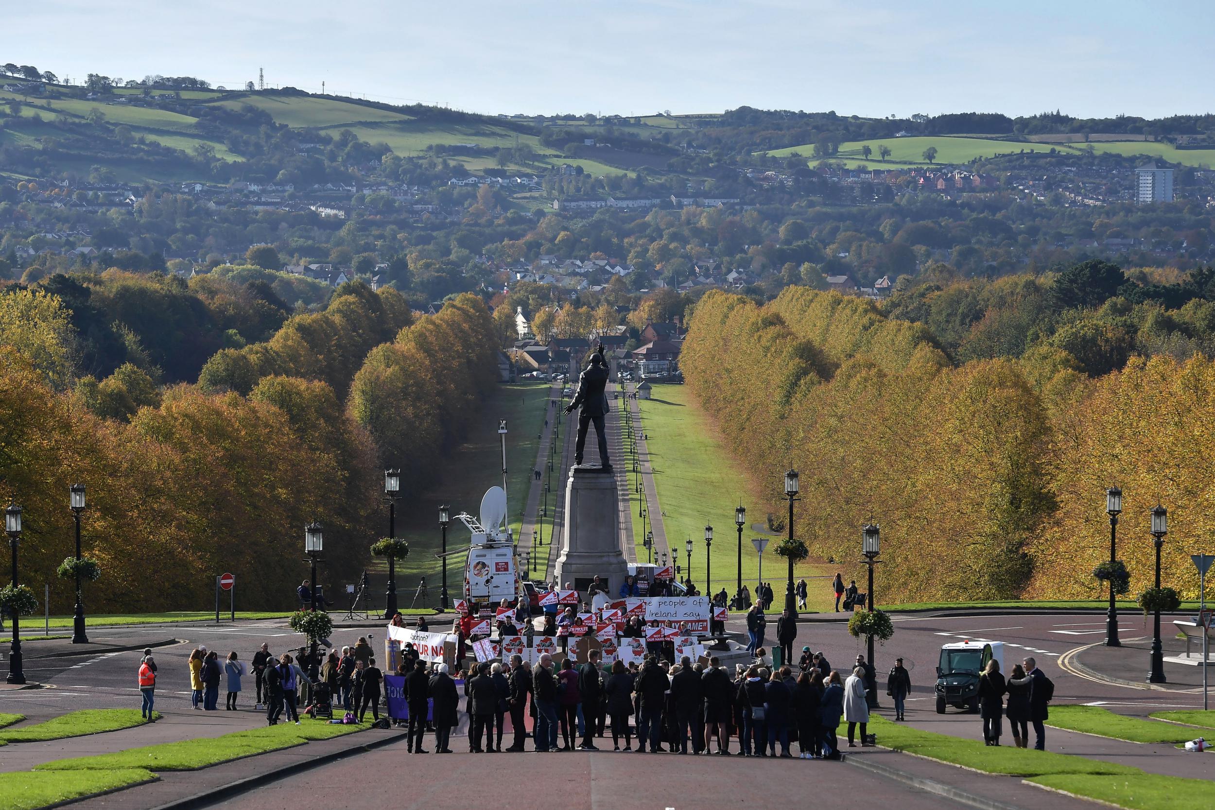 Members of pro-choice groups Alliance for Choice and Pro Life held demonstrations outside Stormont on Monday 21 October as a last-minute attempt to stop the decriminalisation of abortion in Northern Ireland was made by the Democratic Unionist party.