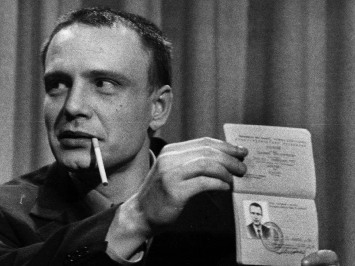 Arriving in London in 1976, Bukovsky shows his Russian passport