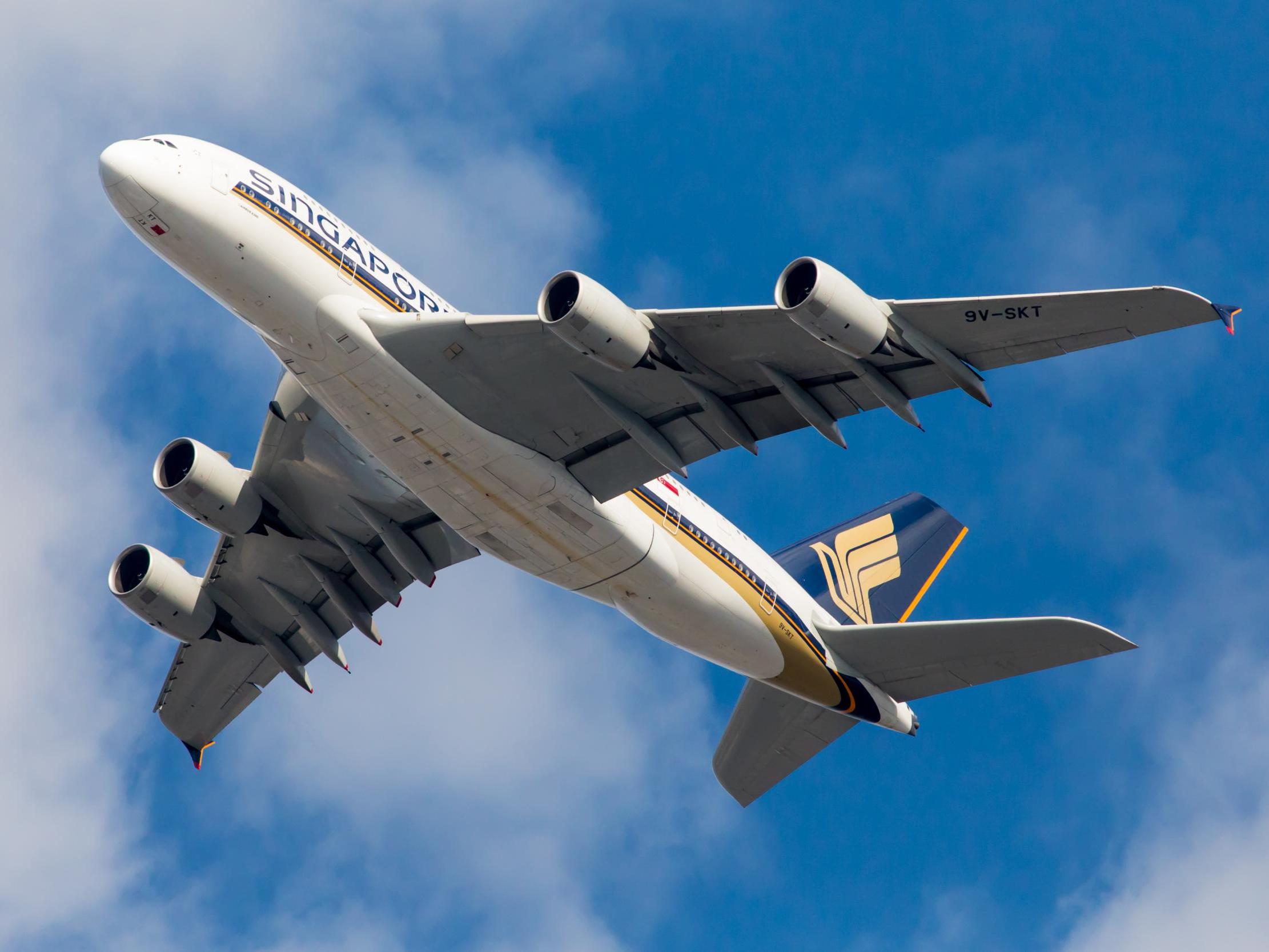 Singapore Airlines offers flights from the UK to Australia