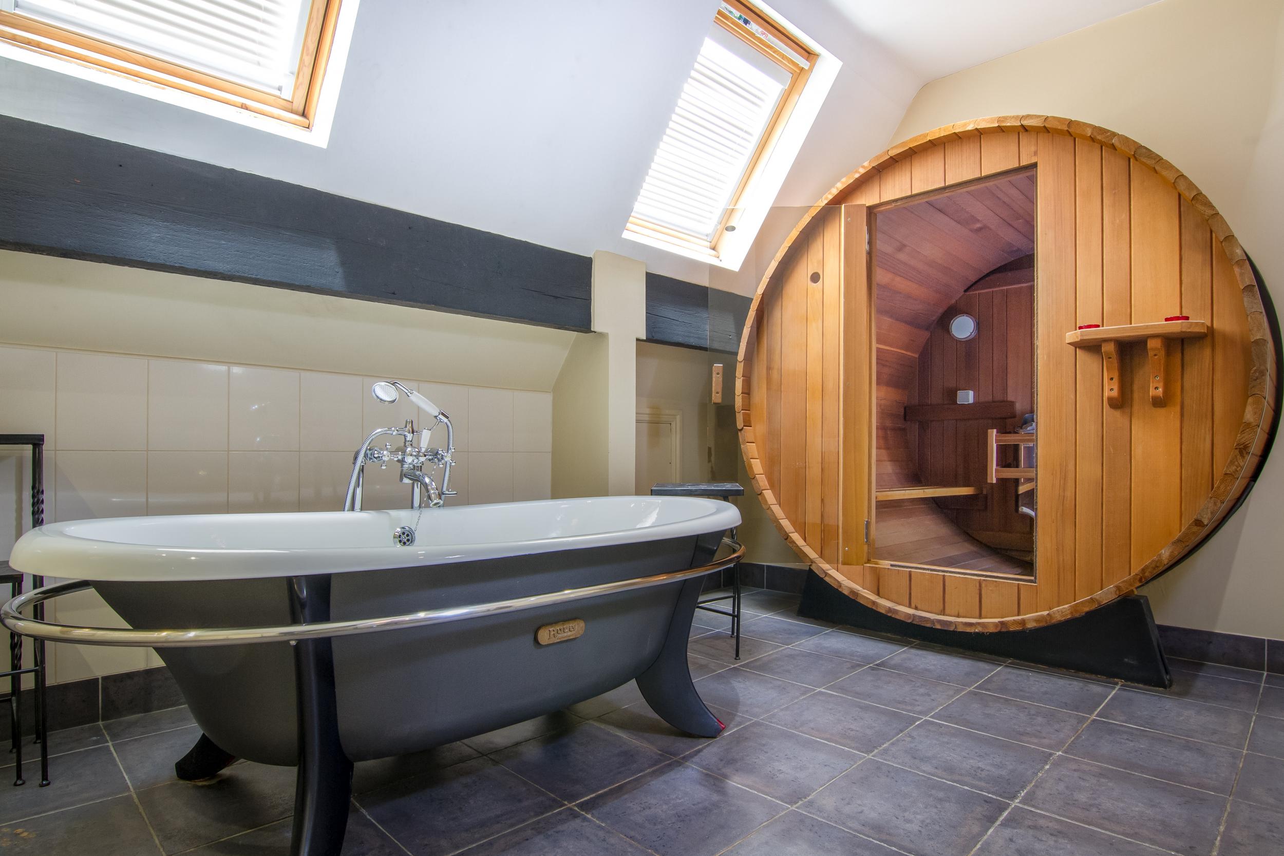 Marmadukes Hotel has a barrel sauna in the attic