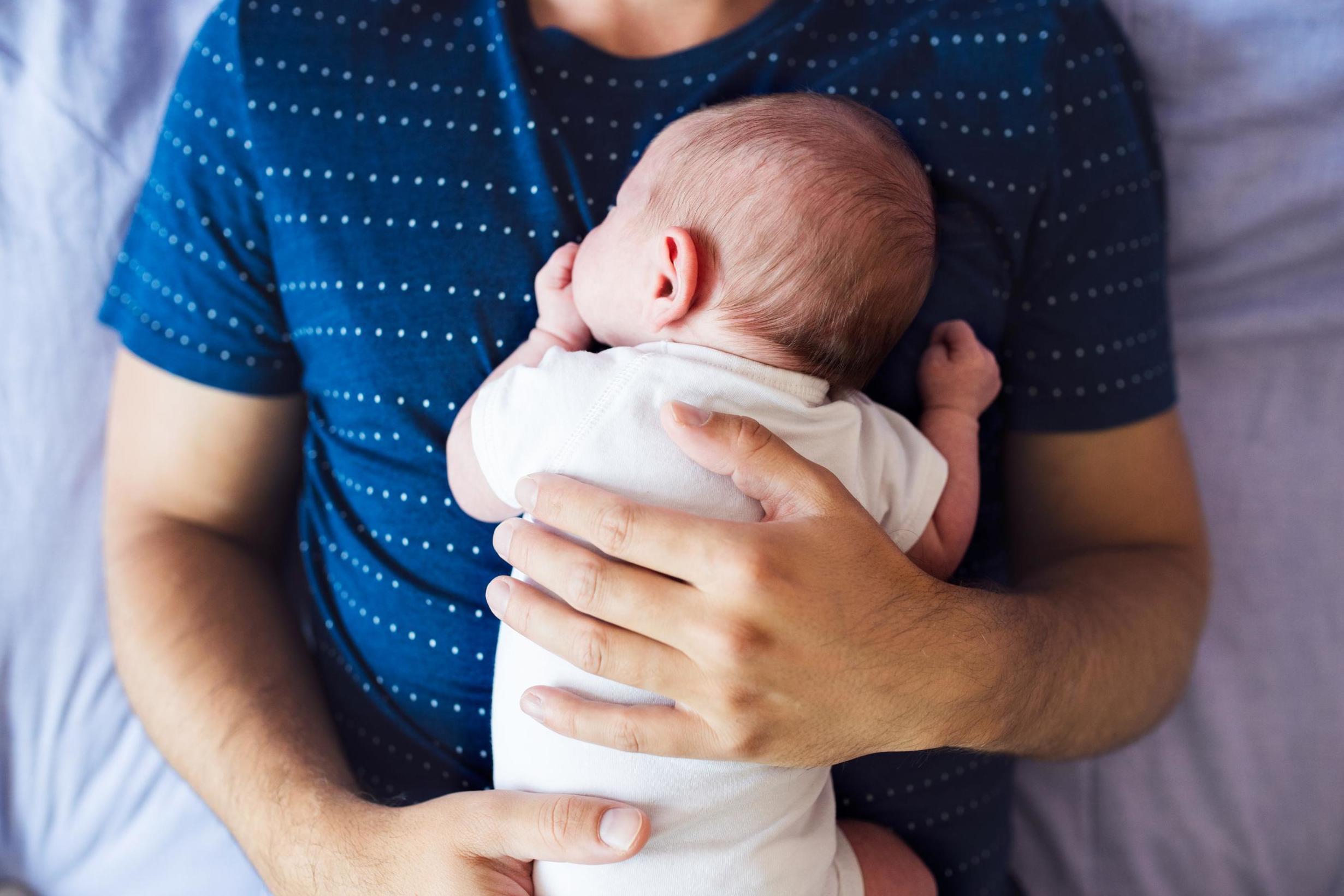 Transgender father briefly transitioned back to conceive son