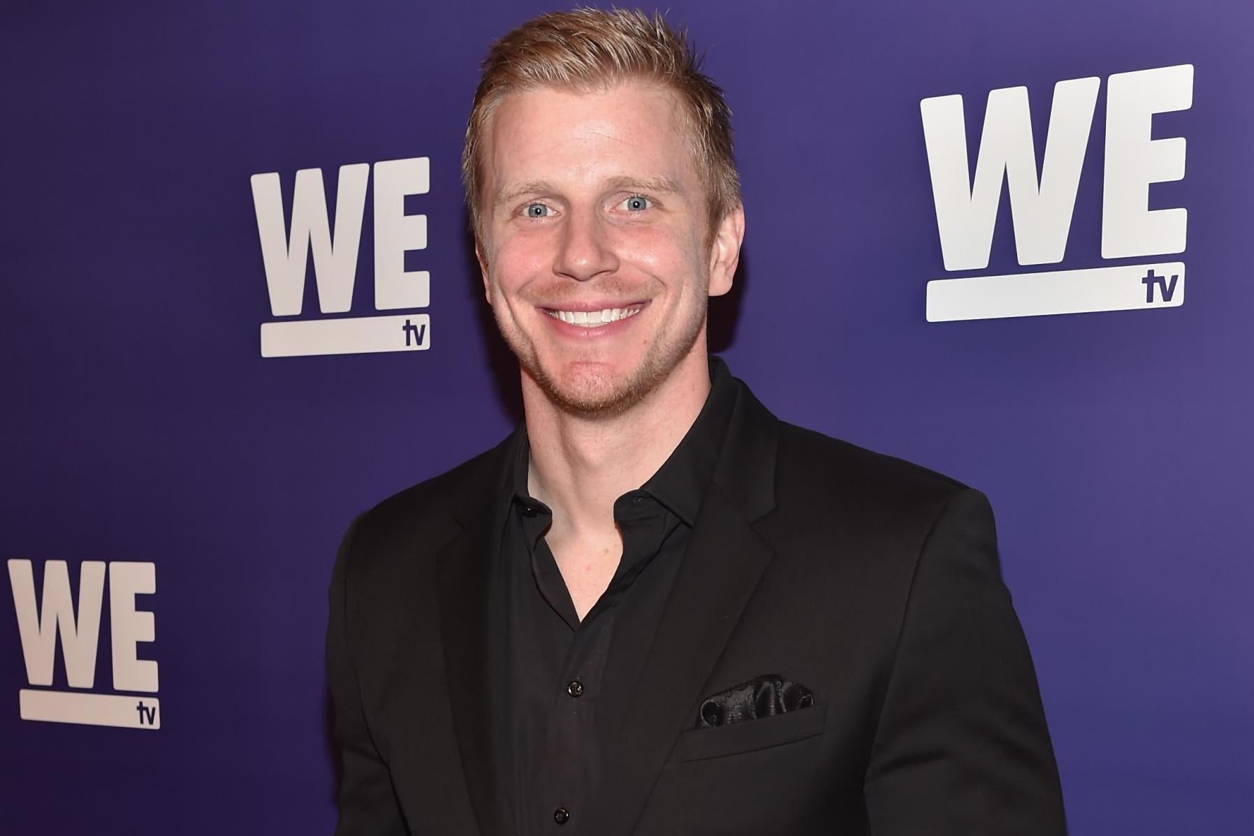 Bachelor Sean Lowe criticised for joke about having no money (Getty)