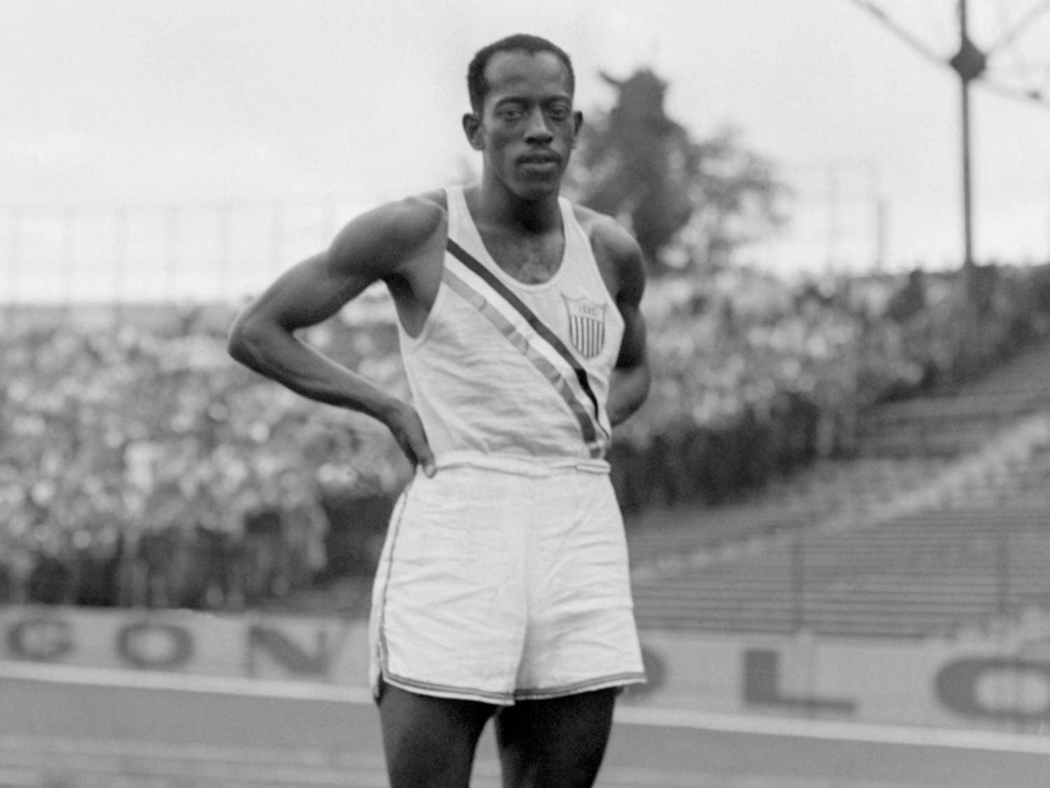 Dillard was one of the most dominant runners of his generation