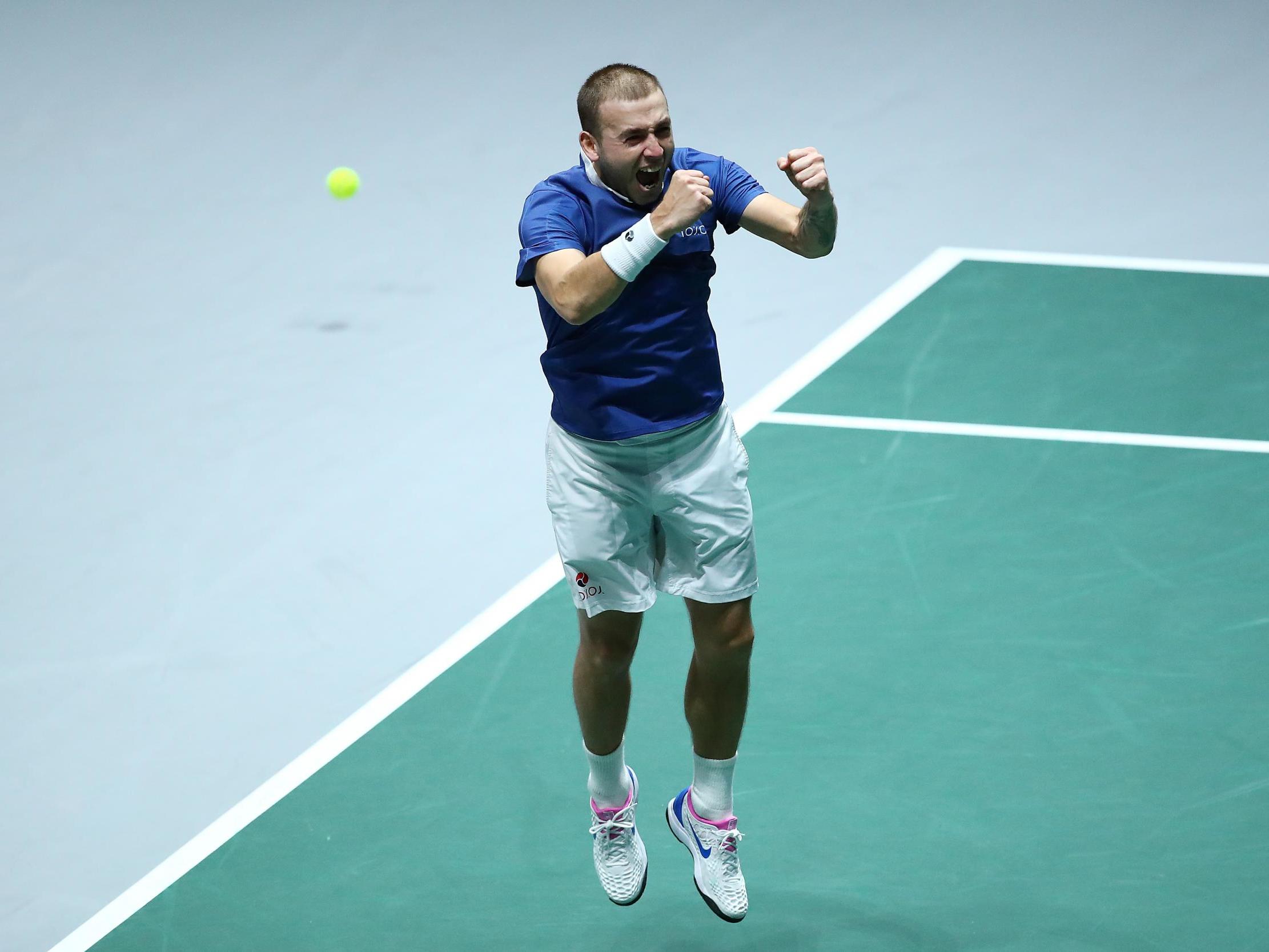 Dan Evans celebrates beating world No 35 Jan-Lennard Struff.