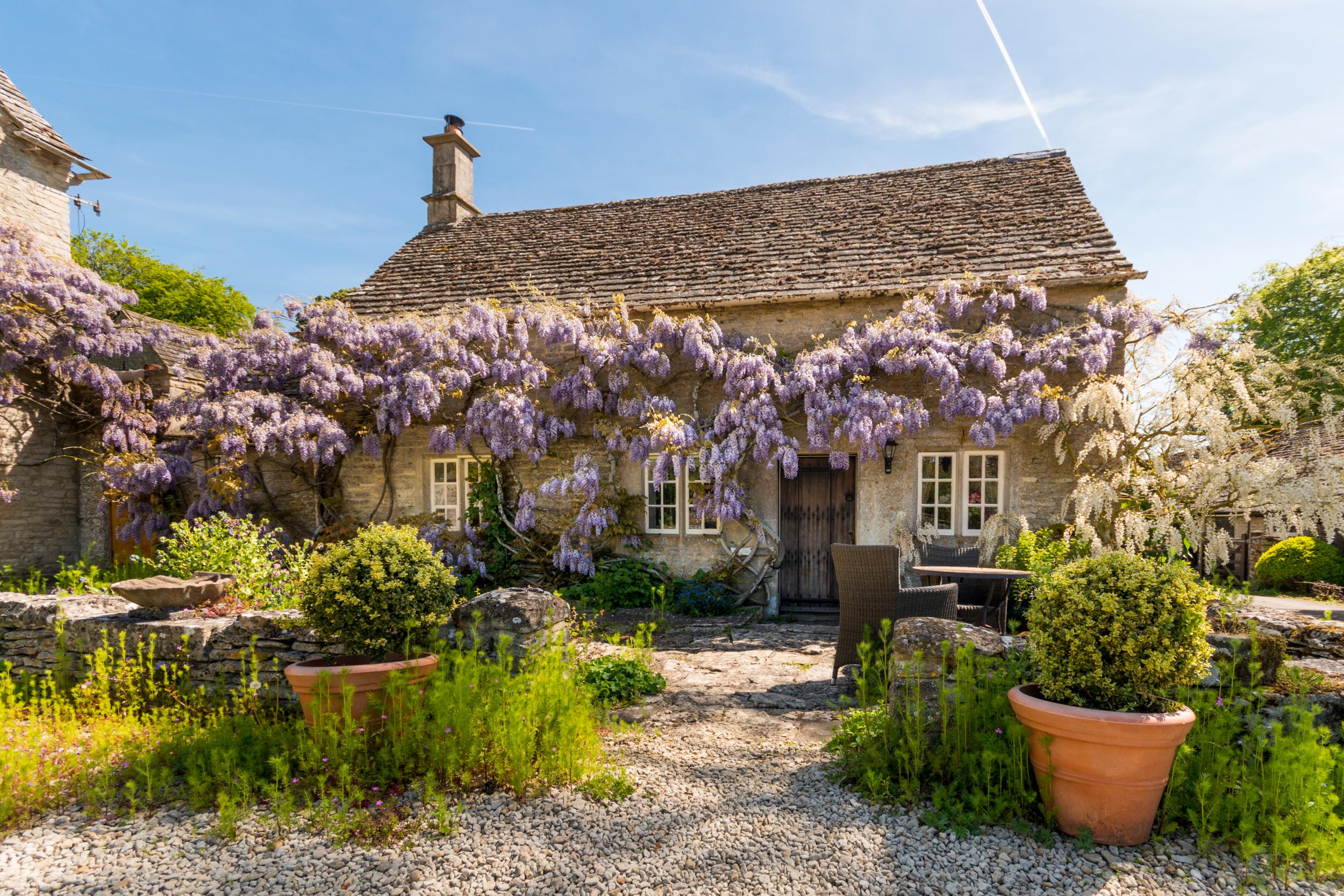 Find elegant interiors at Stable Cottage