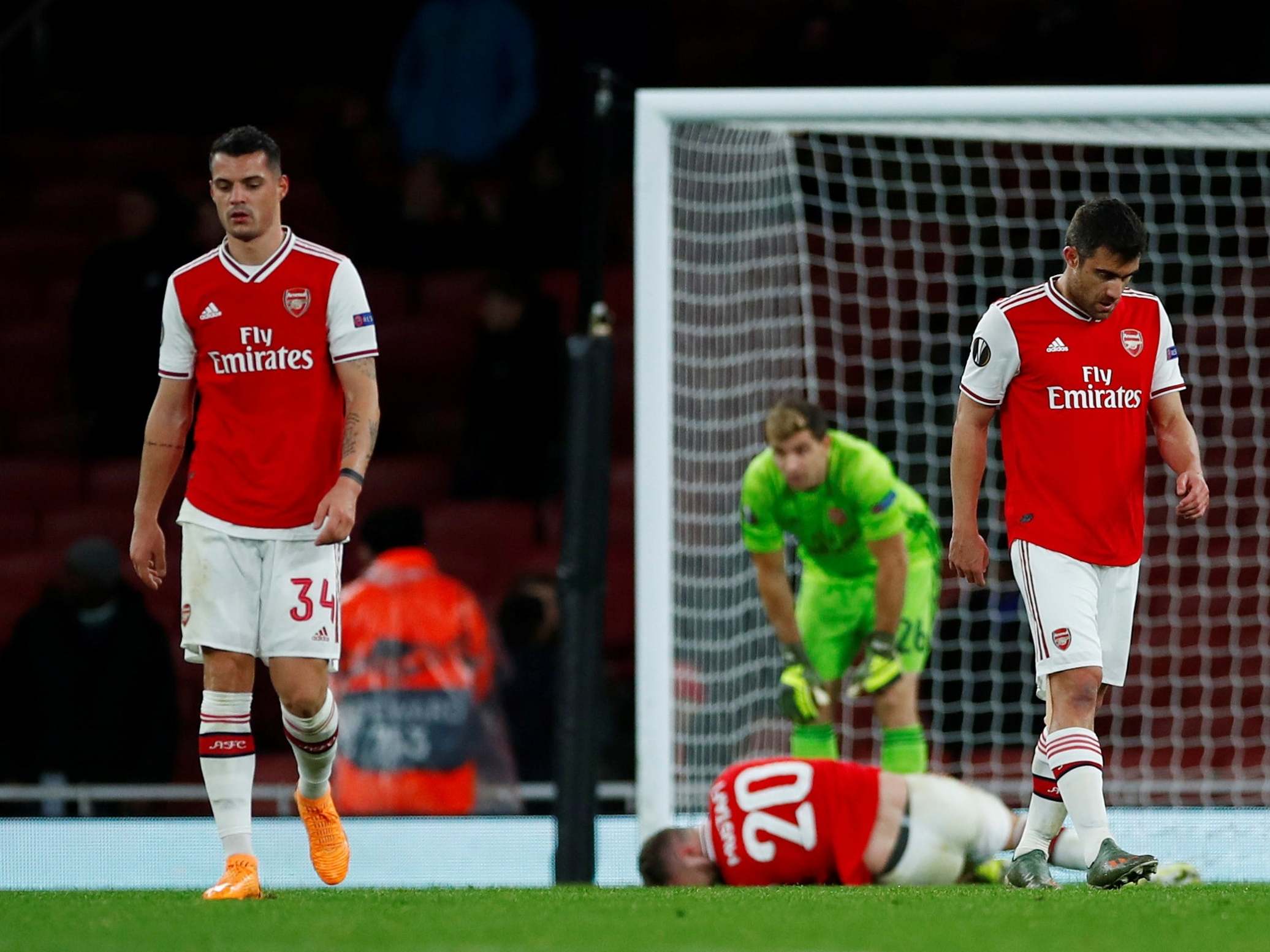 Arsenal react after conceding vs Frankfurt