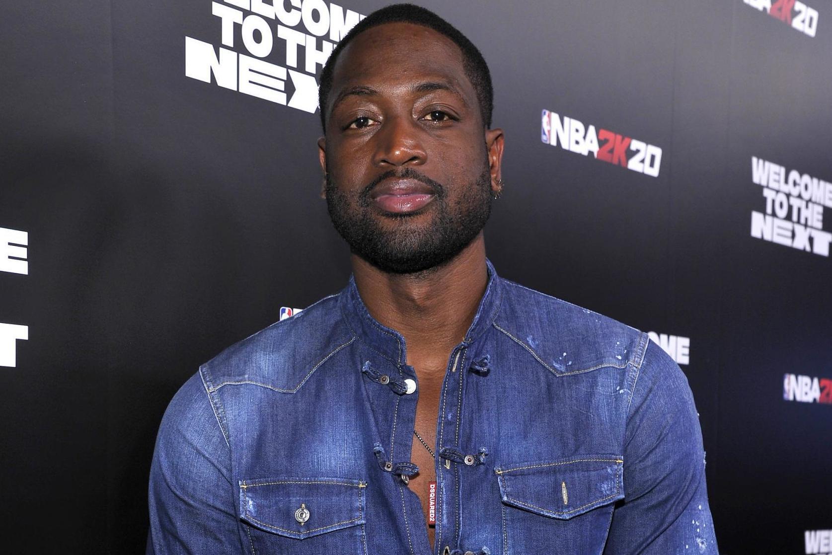 Dwayne Wade shuts down critics on social media (Getty)