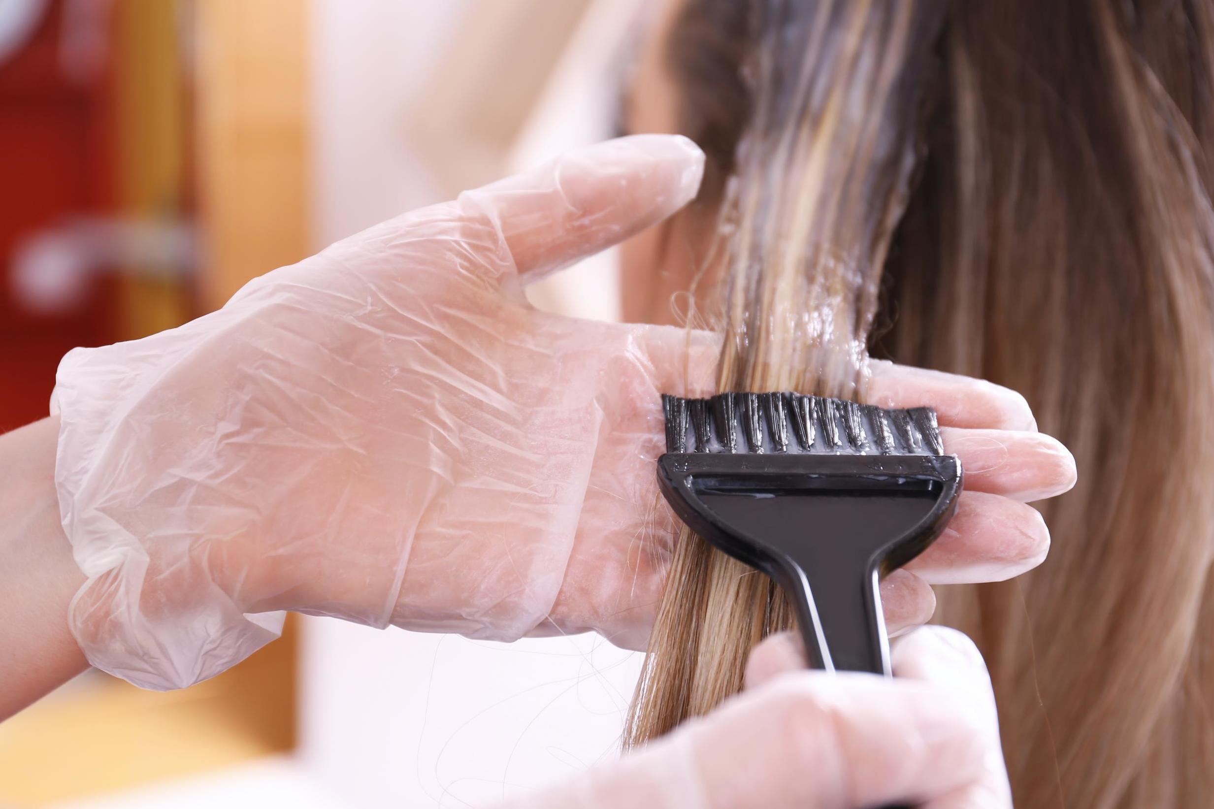 Experts aren’t necessarily convinced that women need to avoid permanent hair dyes or chemical straighteners