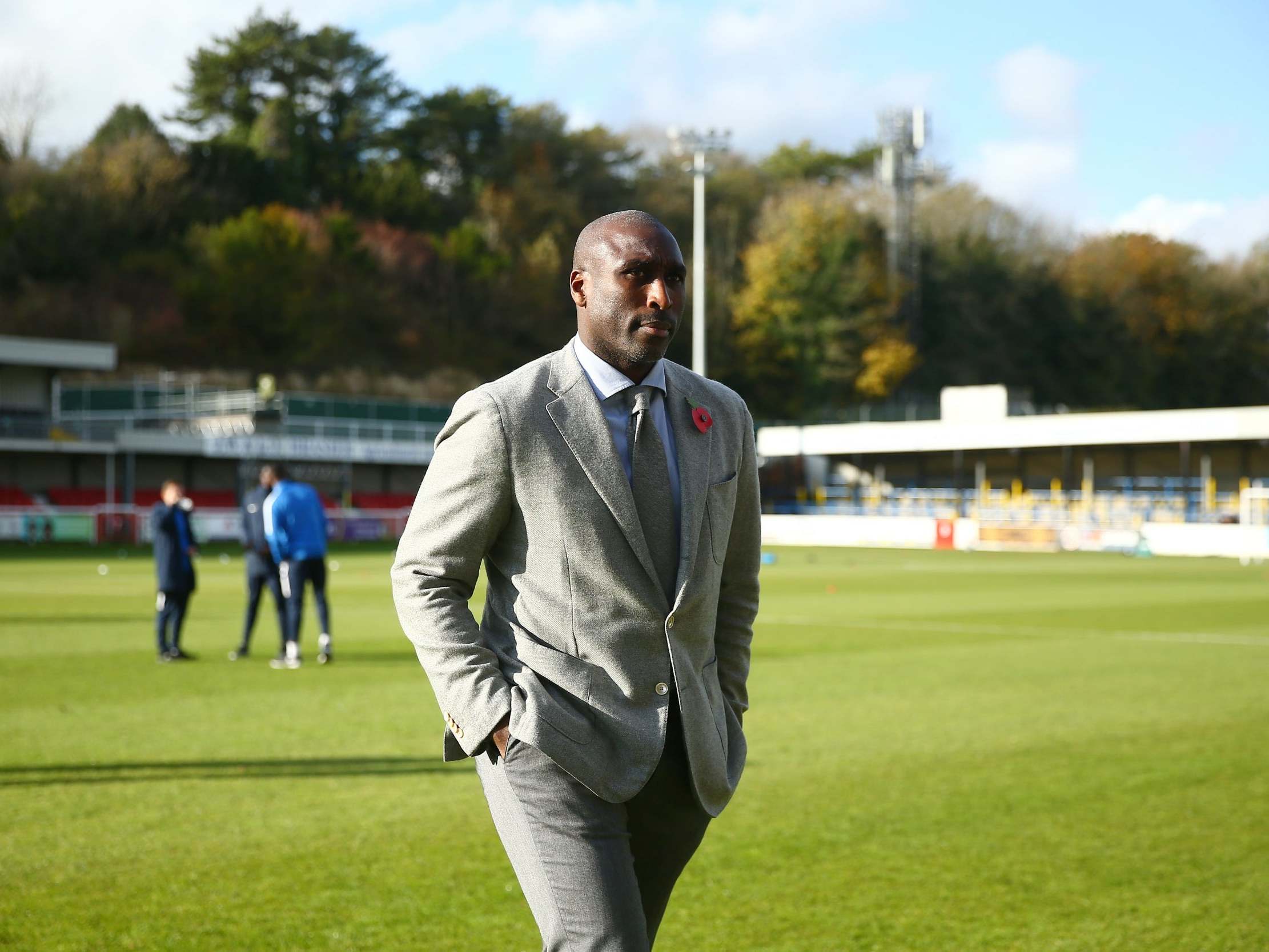 Sol Campbell believes his former club Macclesfield Town should be wound up over unpaid debts