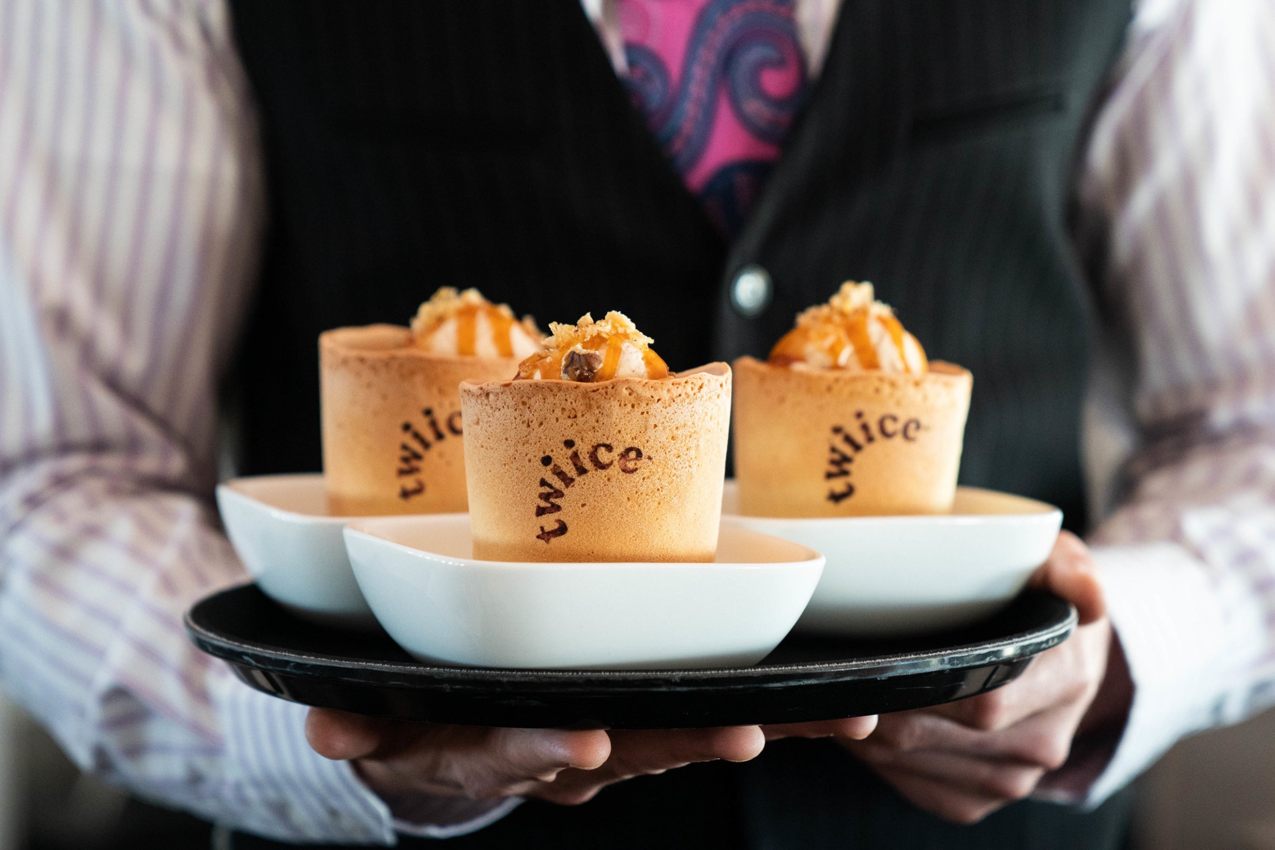 Air New Zealand's edible, biscuit-based coffee cups