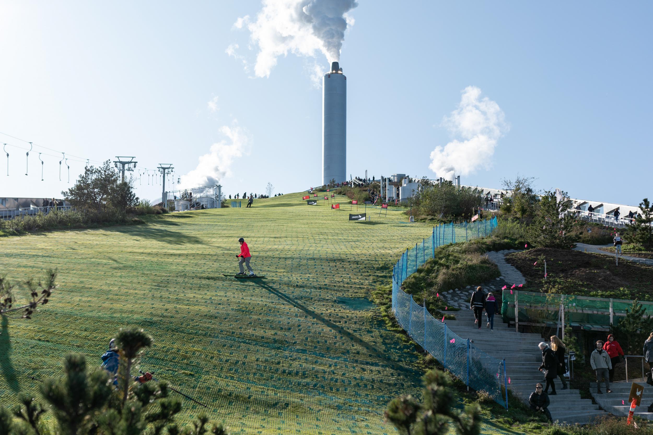 Copenhill is set on the back of a waste-to-energy plant